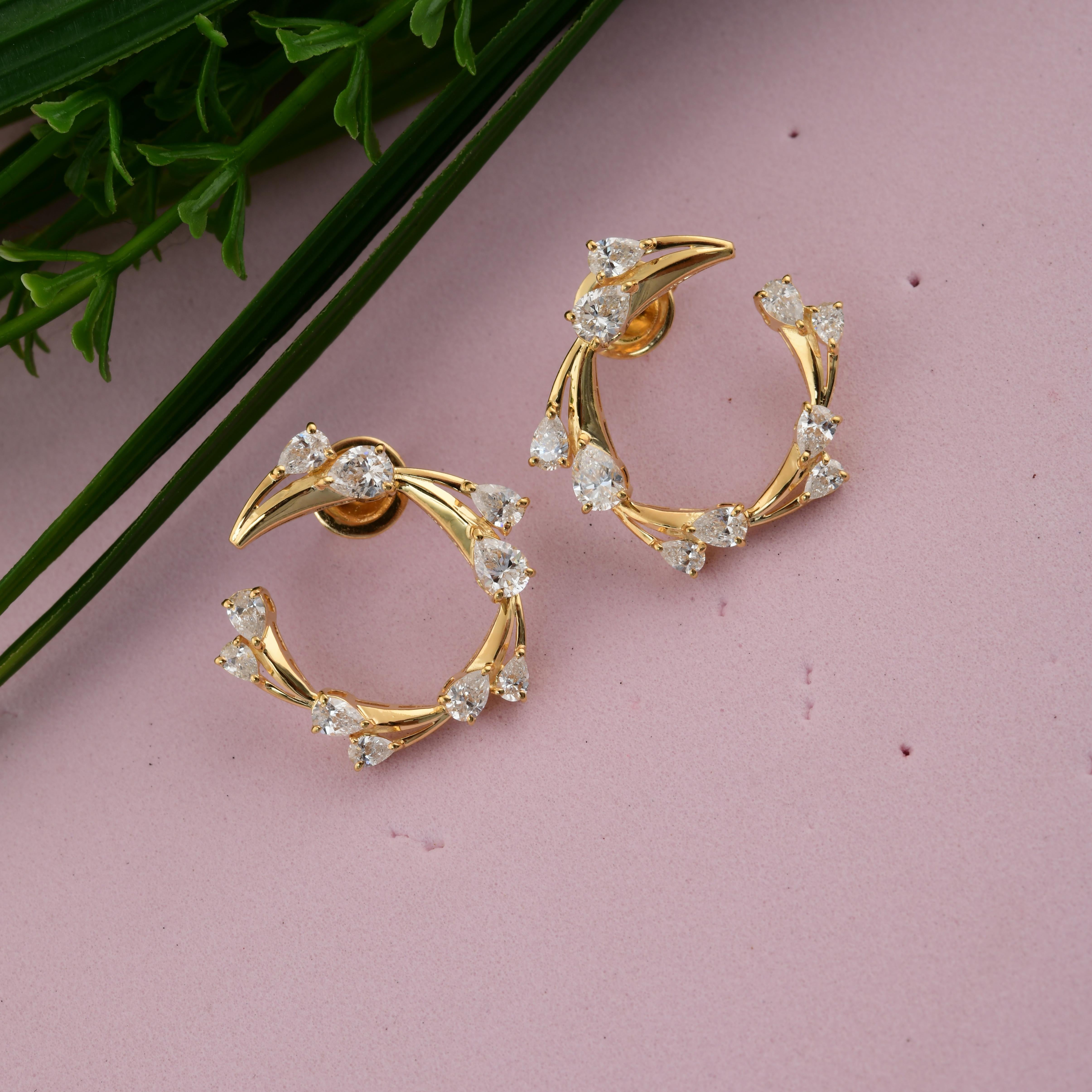 Modern 2.25 Carat SI Clarity HI Color Diamond Earrings 18 Karat Yellow Gold Jewelry For Sale