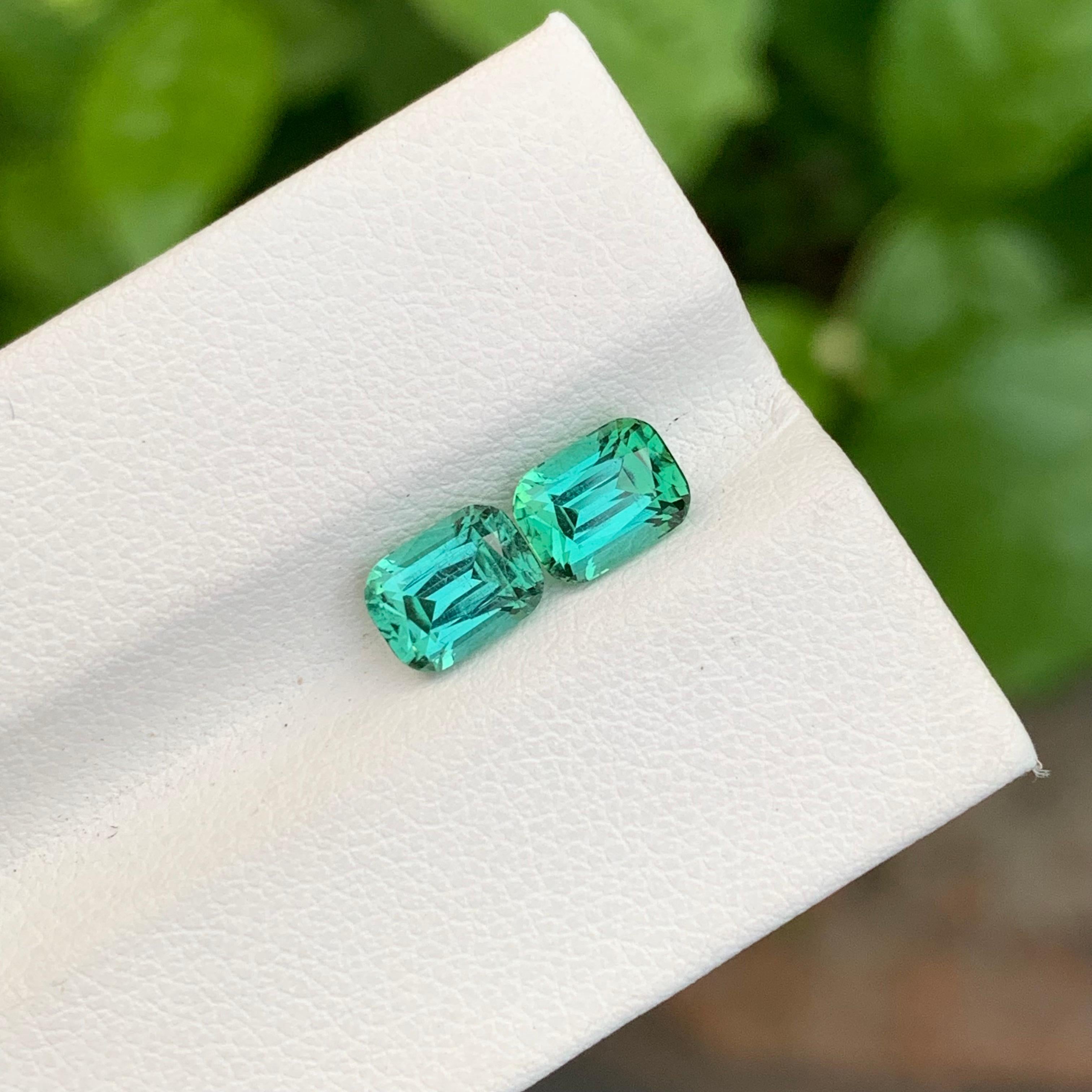Femenino o masculino 2,25 Quilates Pareja Turmalina Verde Azulada Piedra Natural Para Pendientes Joyería en venta