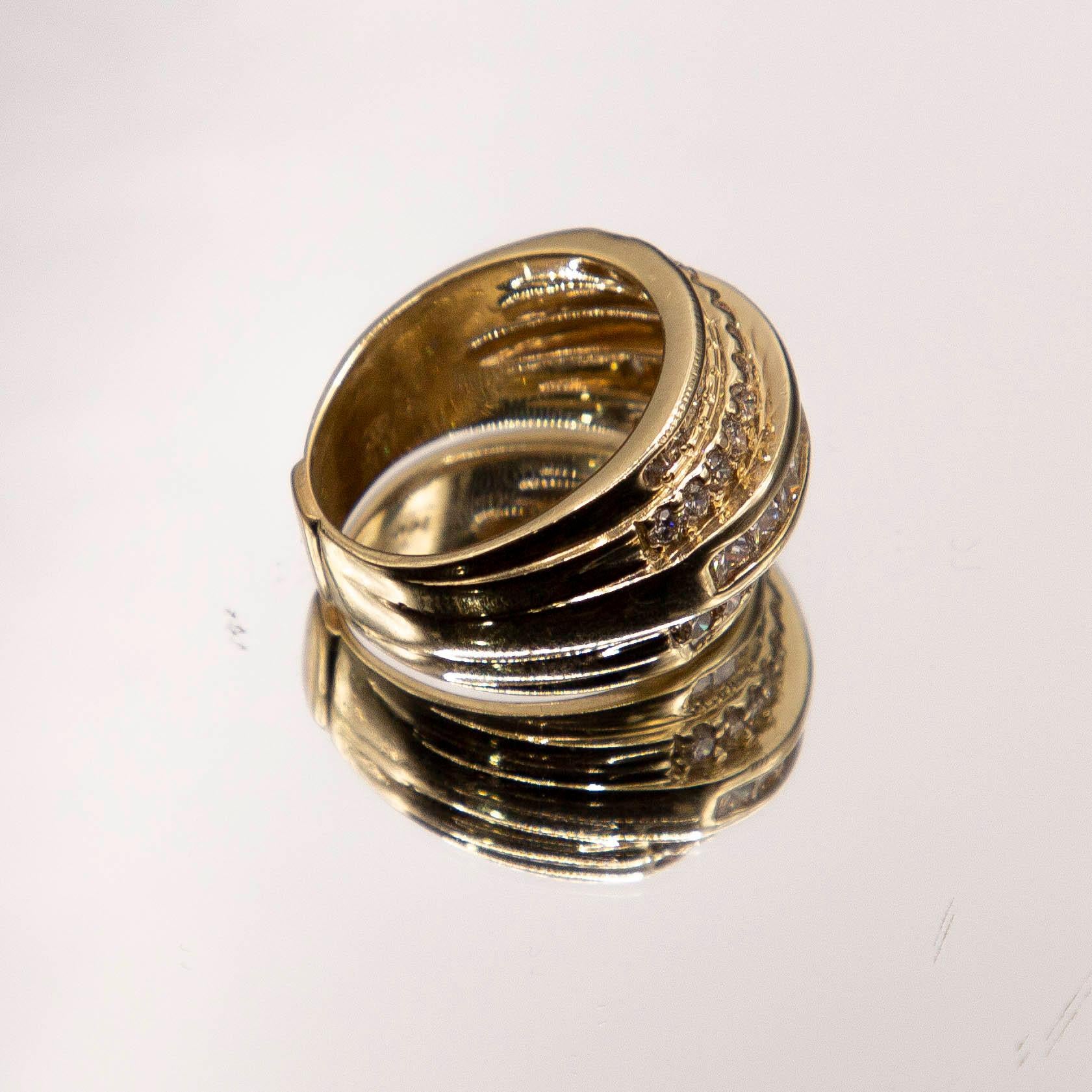 2.25 Carats Diamond 14k Multi Row Ring In Excellent Condition For Sale In Birmingham, MI