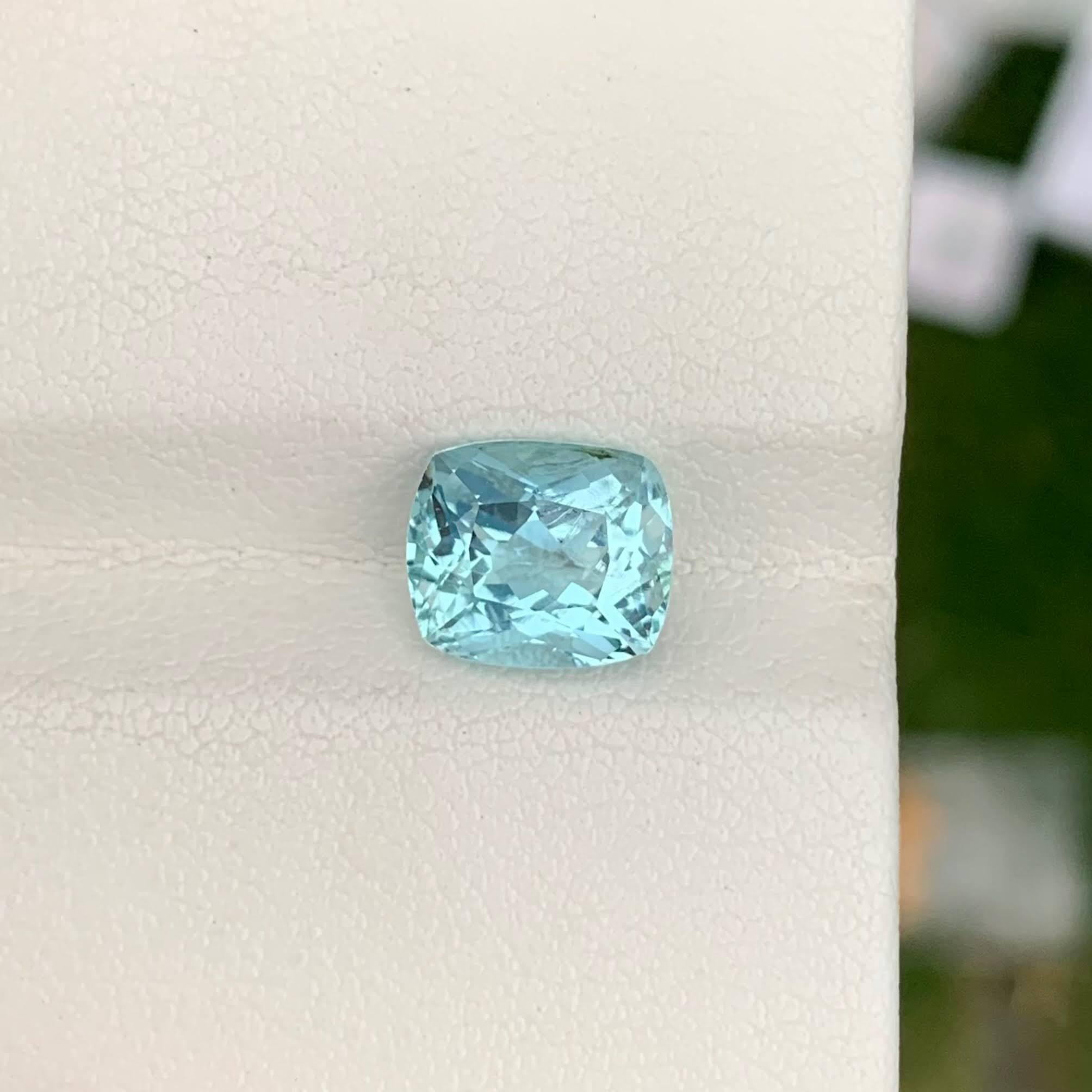 Modern 2.25 Carats Light Blue Aquamarine Stone Cushion Cut Natural Nigerian Gemstone For Sale