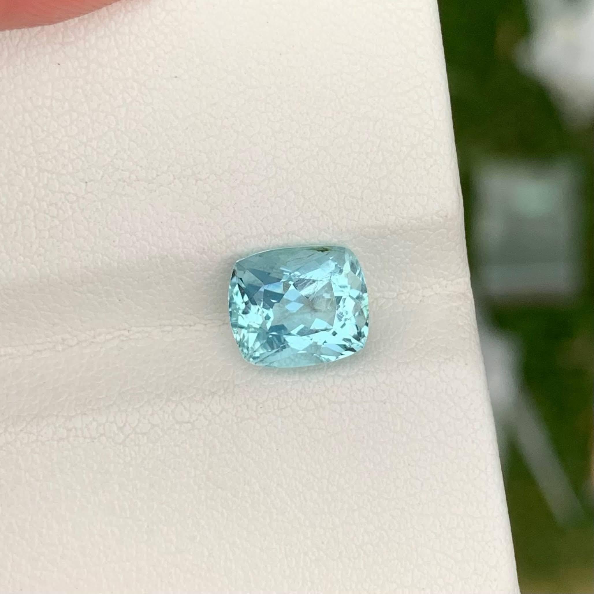 2.25 Carats Light Blue Aquamarine Stone Cushion Cut Natural Nigerian Gemstone In New Condition For Sale In Bangkok, TH