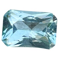 2.25 carats Loose Blue Aquamarine Stone Scissor Cut Natural Nigerian Gemstone