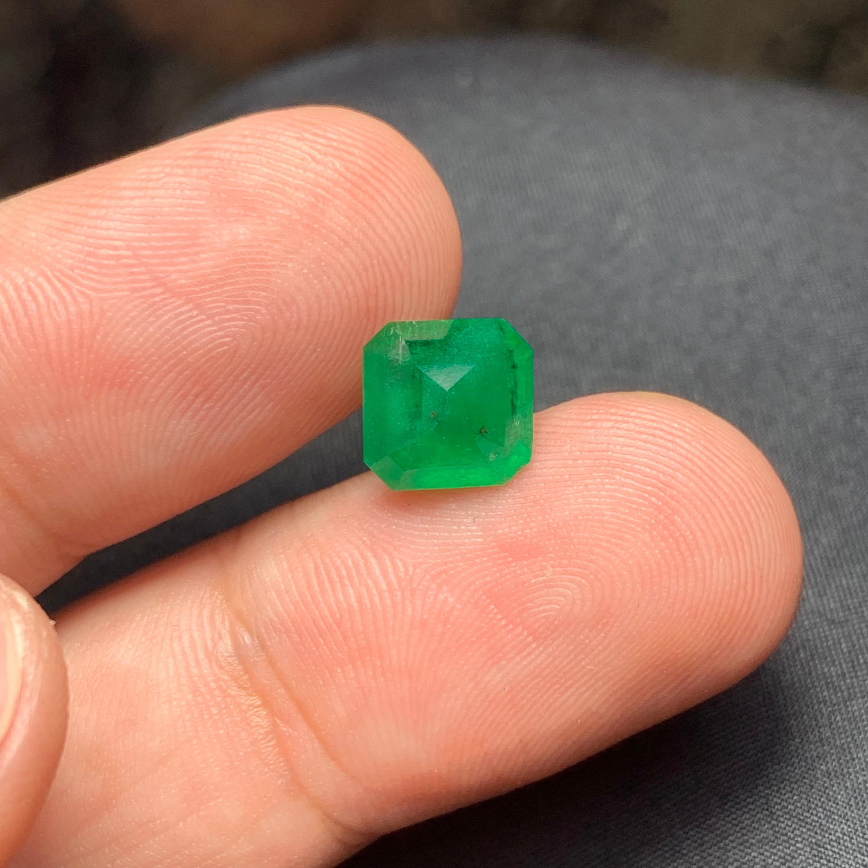 2,25 Karat natürlicher loser Smaragd perfekter achteckiger Zambia- Minenschliff in Achteckform (Arts and Crafts) im Angebot
