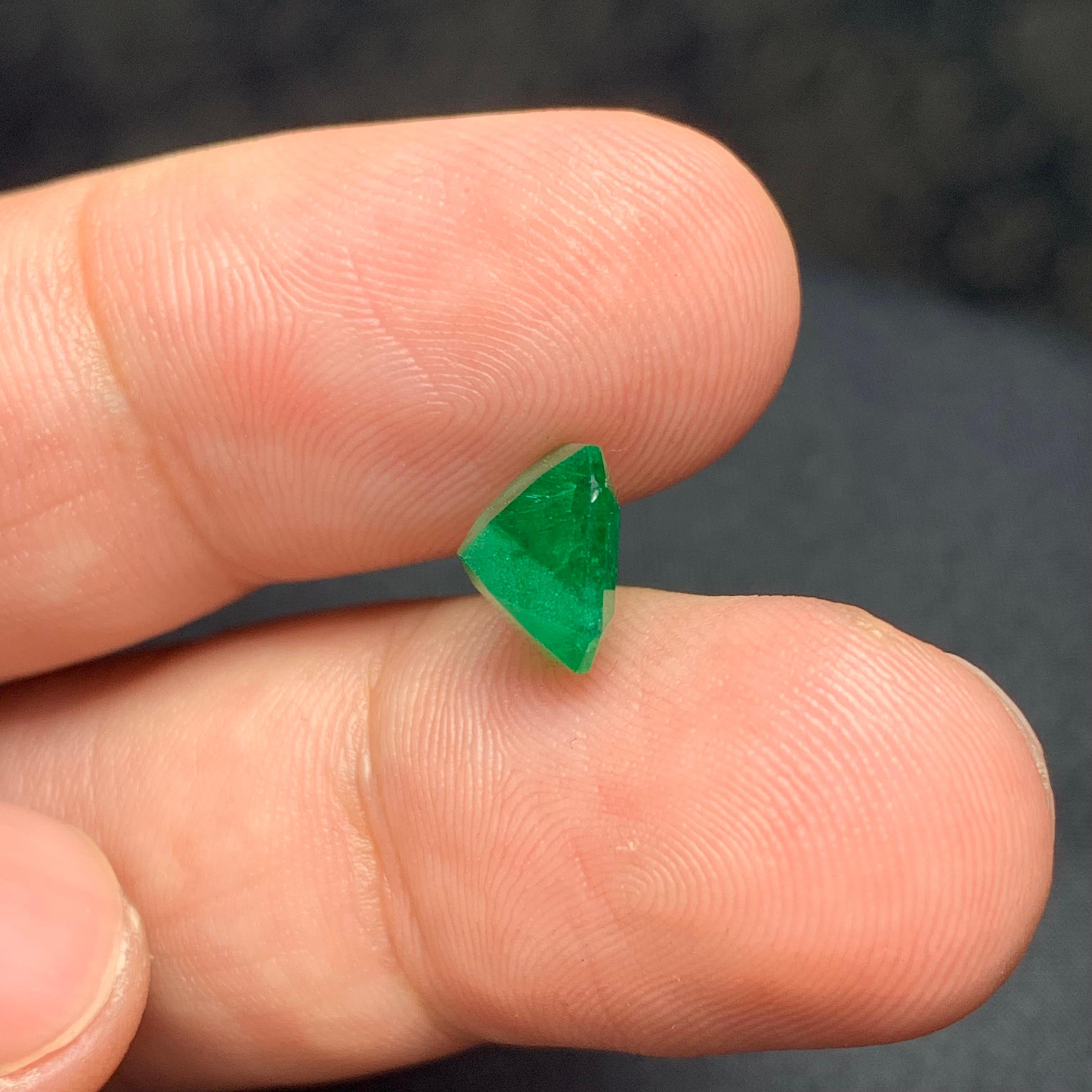 2,25 Karat natürlicher loser Smaragd perfekter achteckiger Zambia- Minenschliff in Achteckform im Zustand „Neu“ im Angebot in Brisbane, AU