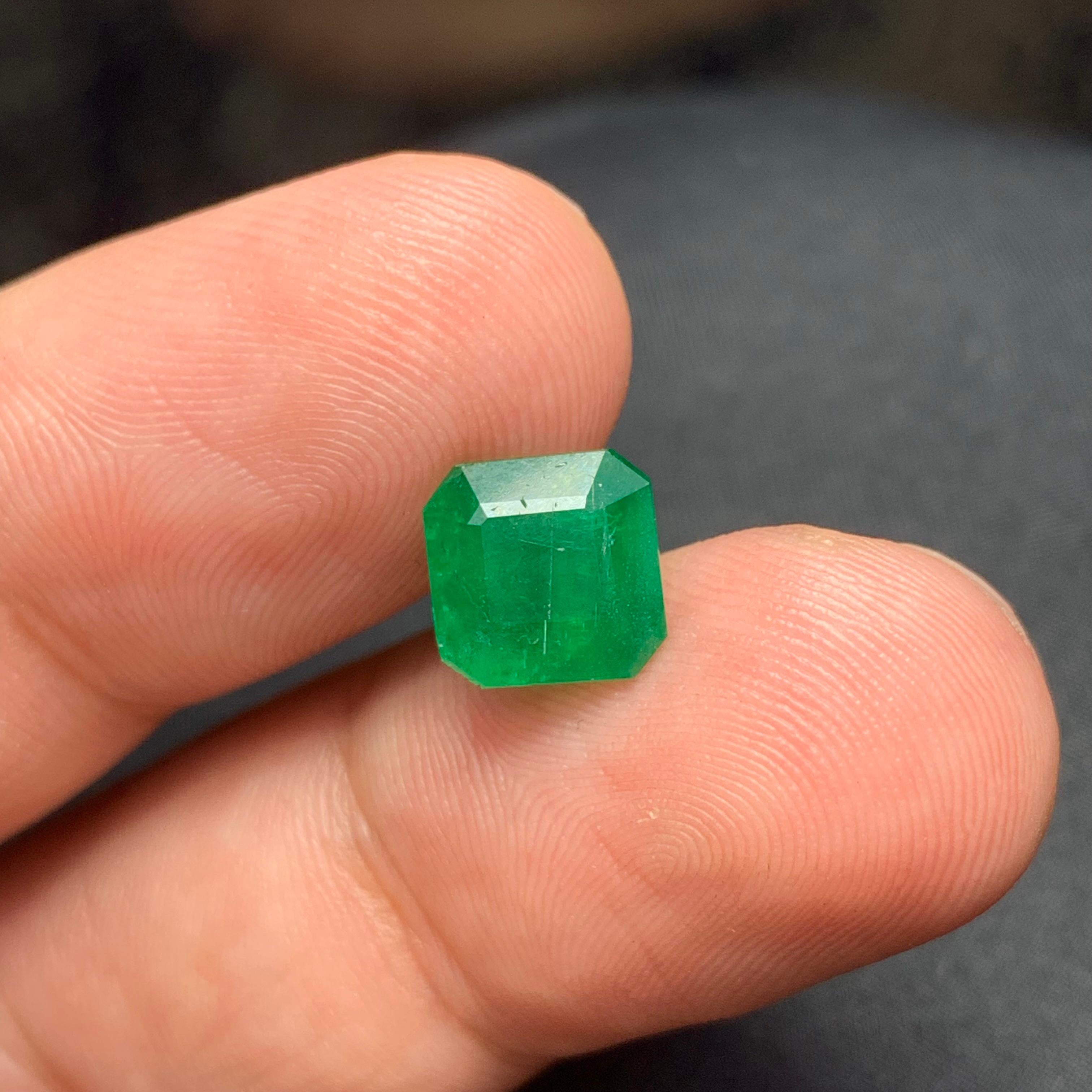 2,25 Karat natürlicher loser Smaragd perfekter achteckiger Zambia- Minenschliff in Achteckform im Angebot 1