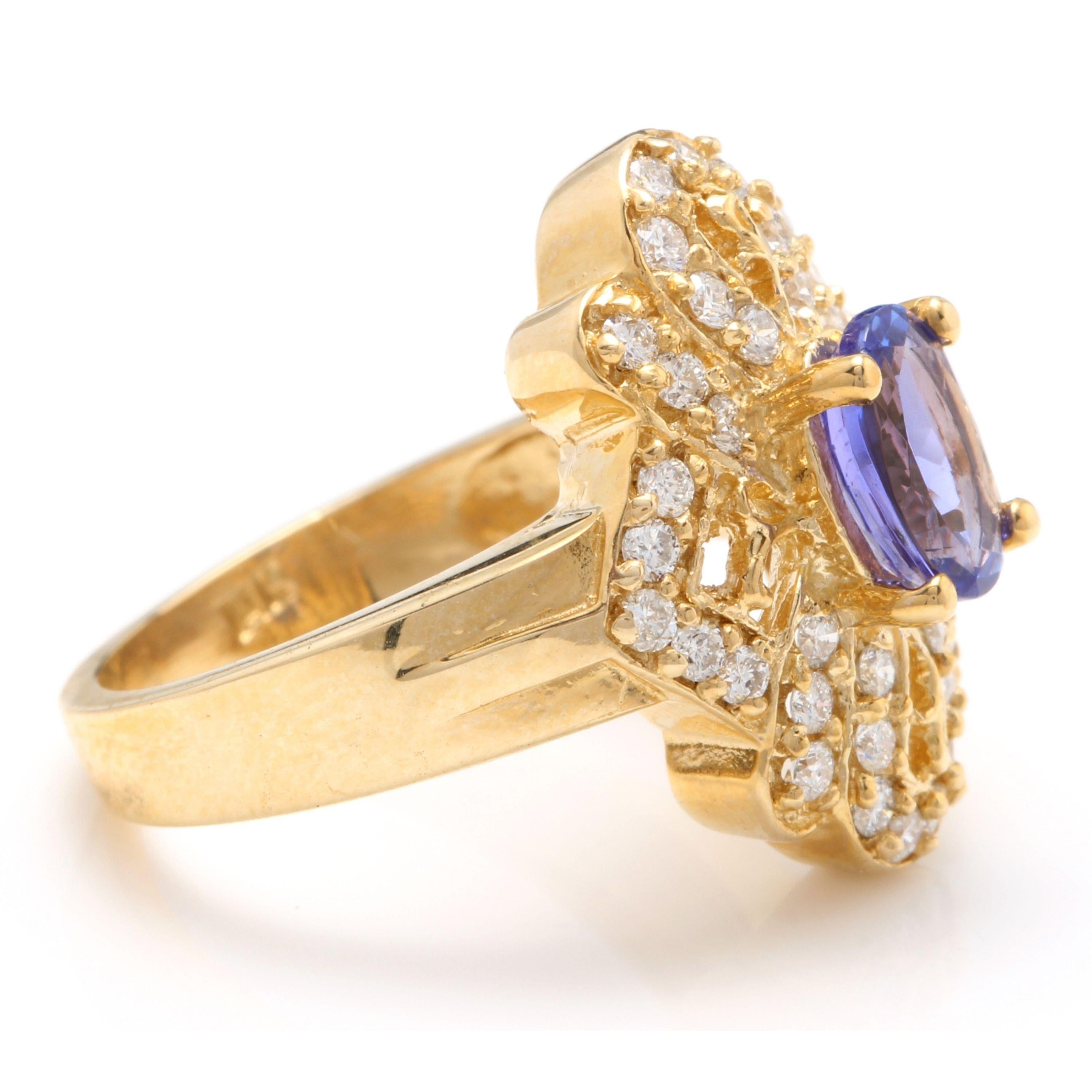 Round Cut 2.25 Carat Natural Very Nice Looking Tanzanite and Diamond 14 Karat Solid Gold For Sale
