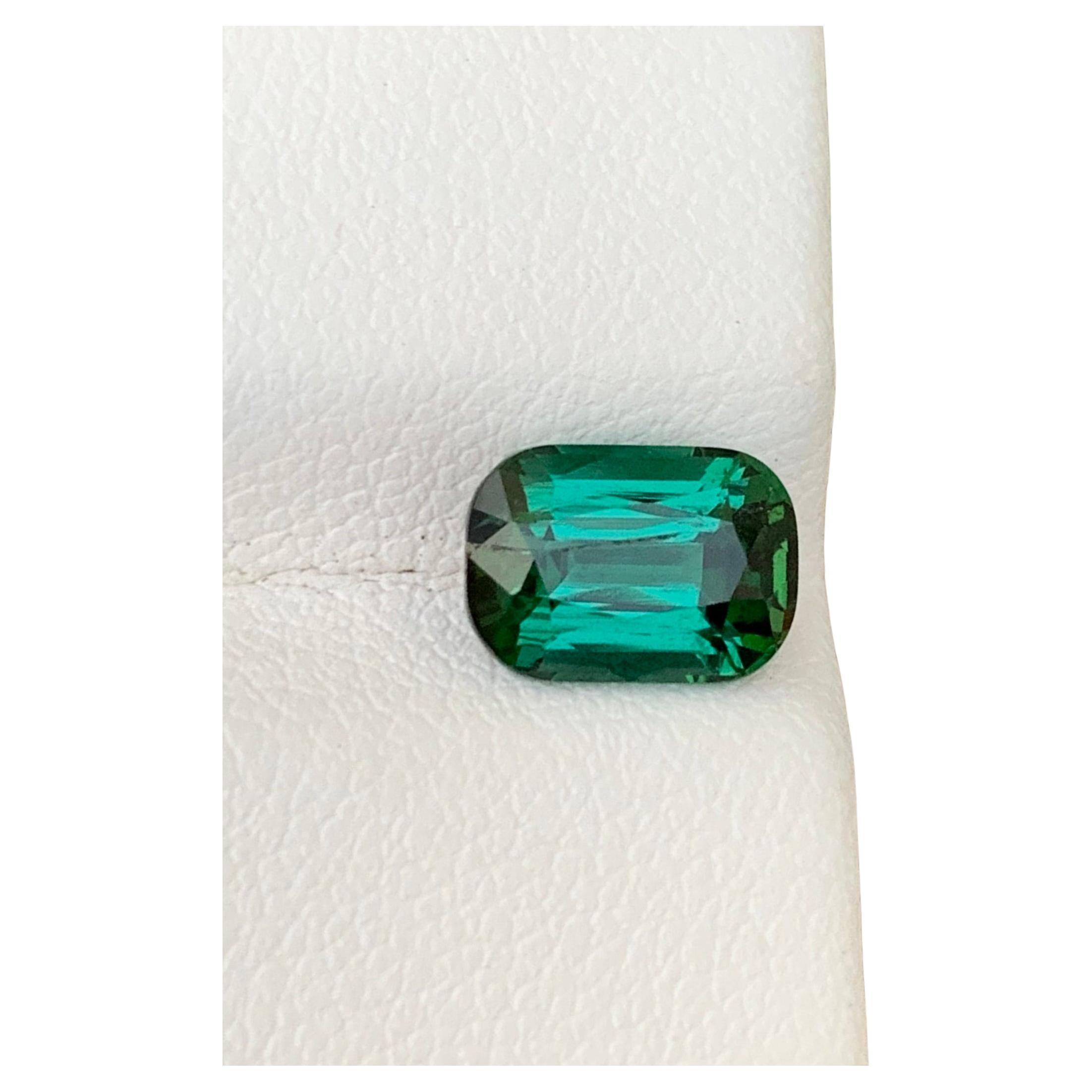2.25 Carats SI Clarity Natural Loose Green Tourmaline With Lagoon Shade  For Sale