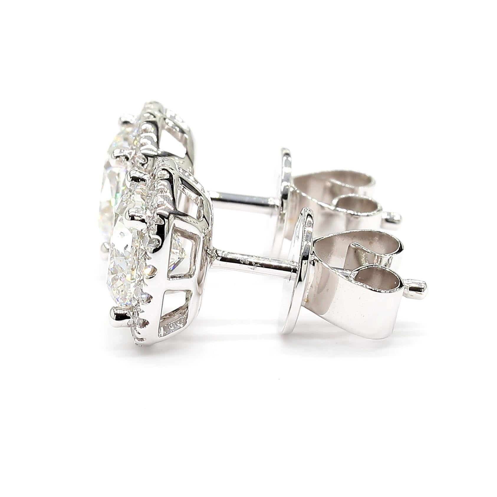 2.25 Carats Total GIA Certified Stud Earrings Halo 18K White *Natural Diamonds* In New Condition For Sale In New York, NY