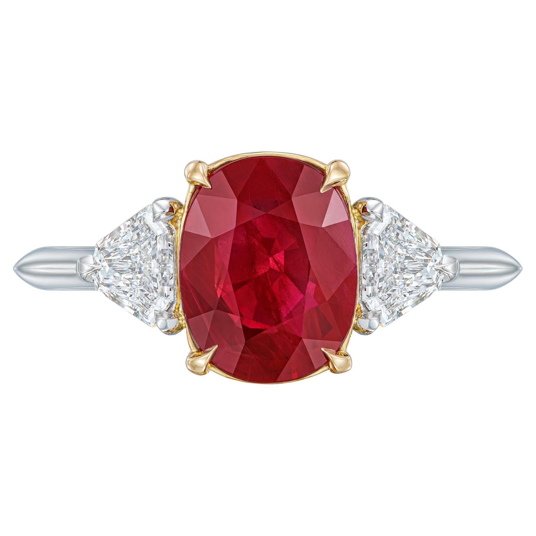 2.25 ct GIA Certified Burma Ruby and diamond ring For Sale