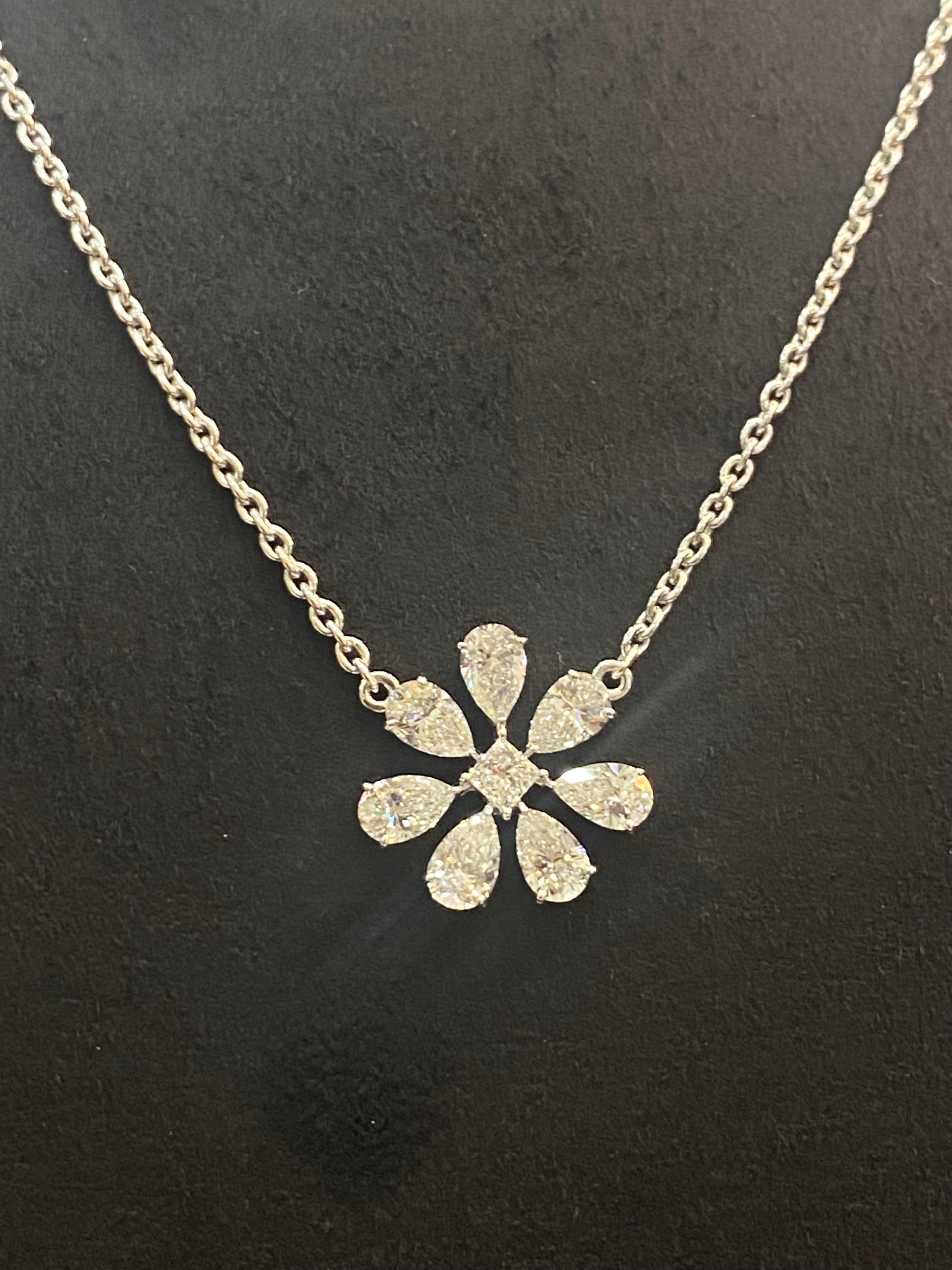 Embrace grace and share joy with this meticulously crafted 2.25 carat Pear Princess diamond flower necklace in 14k gold, promising flawless radiance and exquisite elegance!

Specifications : 

Diamond Weight : 2.25 Cts [2.10 Cts Pear + 0.15 Cts