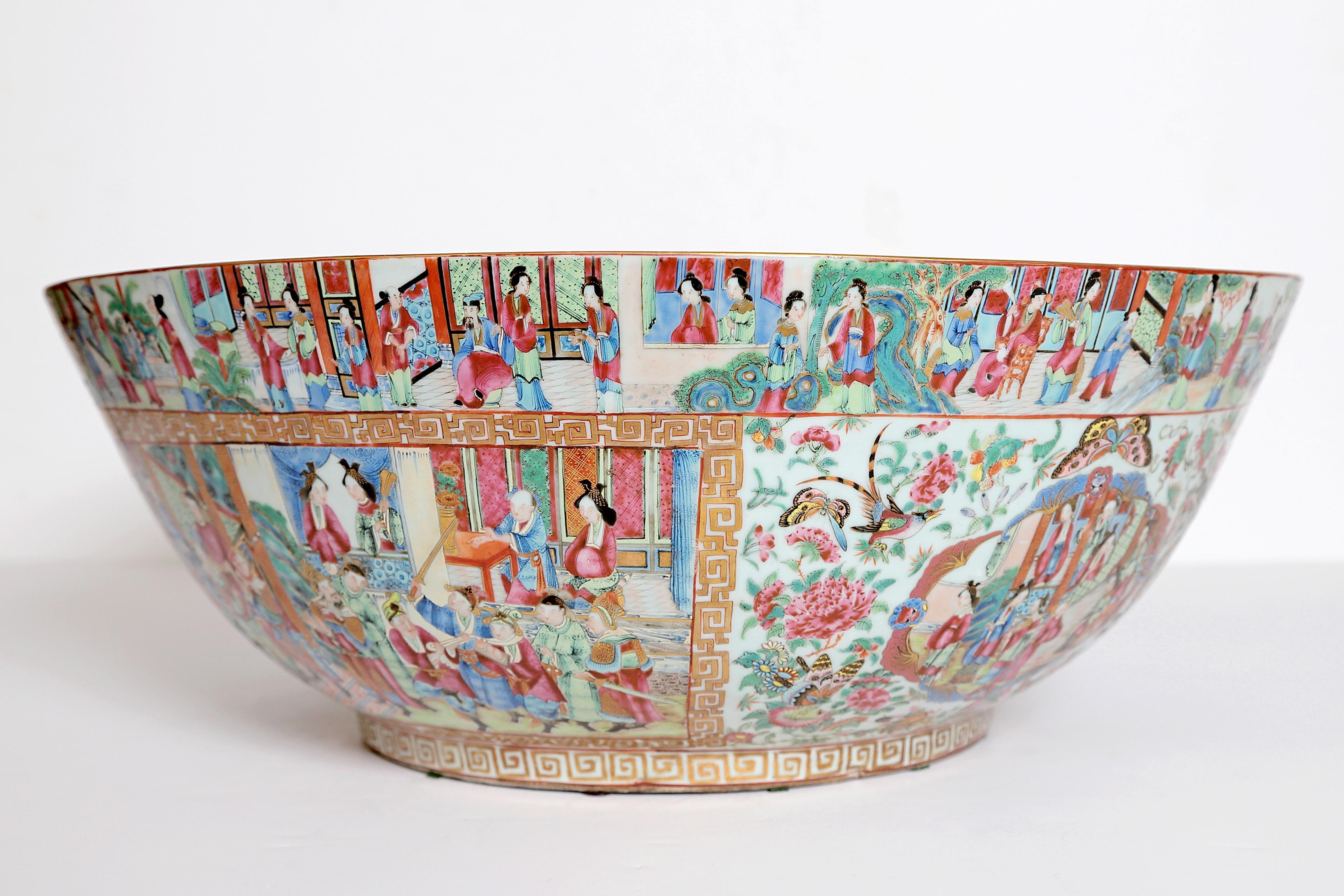 19th Century Large Scale Punch Bowl / Chinese Export Rose Medallion