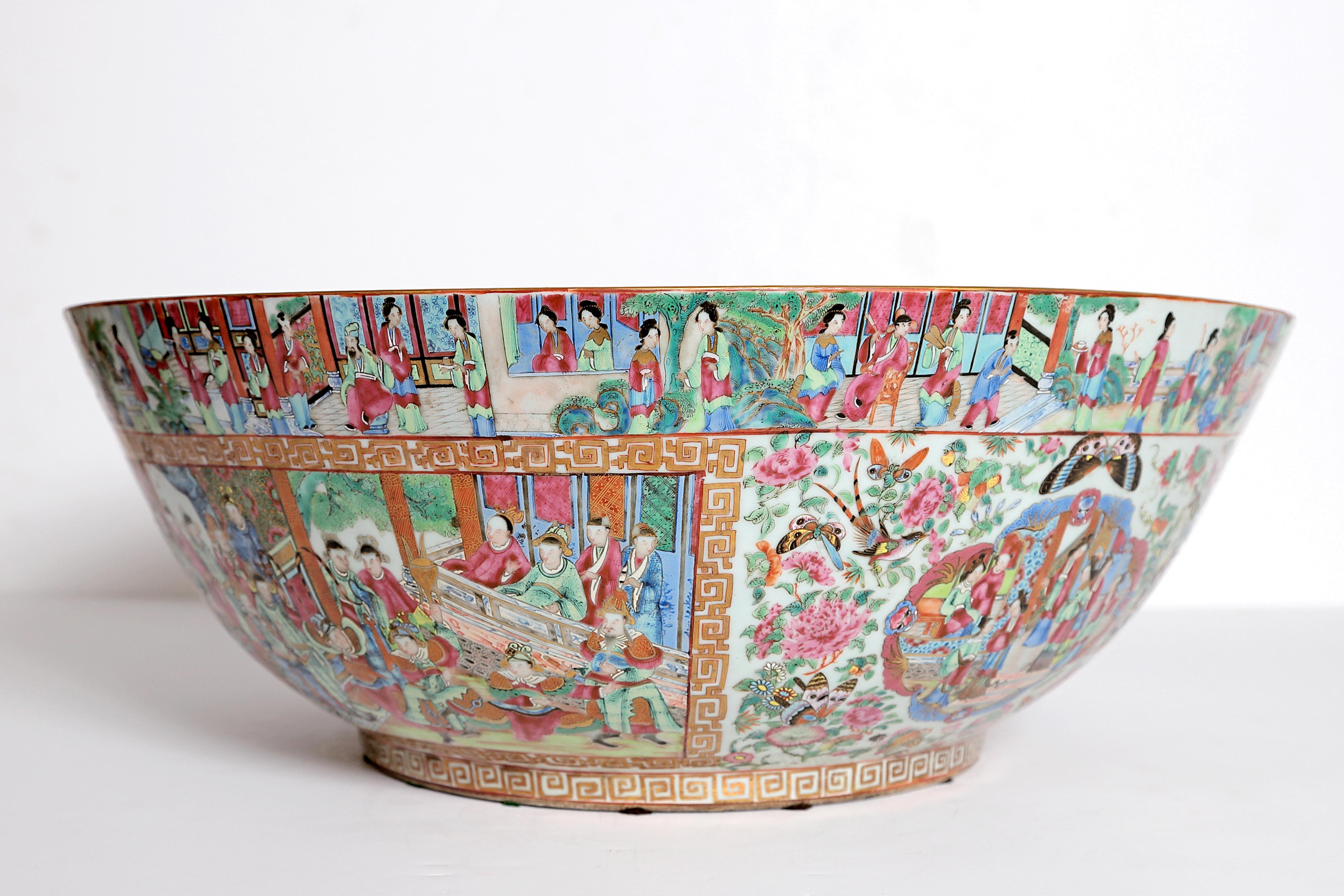 Large Scale Punch Bowl / Chinese Export Rose Medallion 2