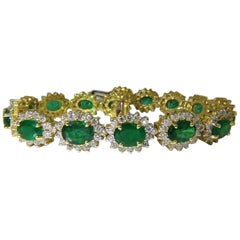 22.50 Carat Natural Emeralds Diamonds Bracelet 18 Karat G/VS Zambian Vivid
