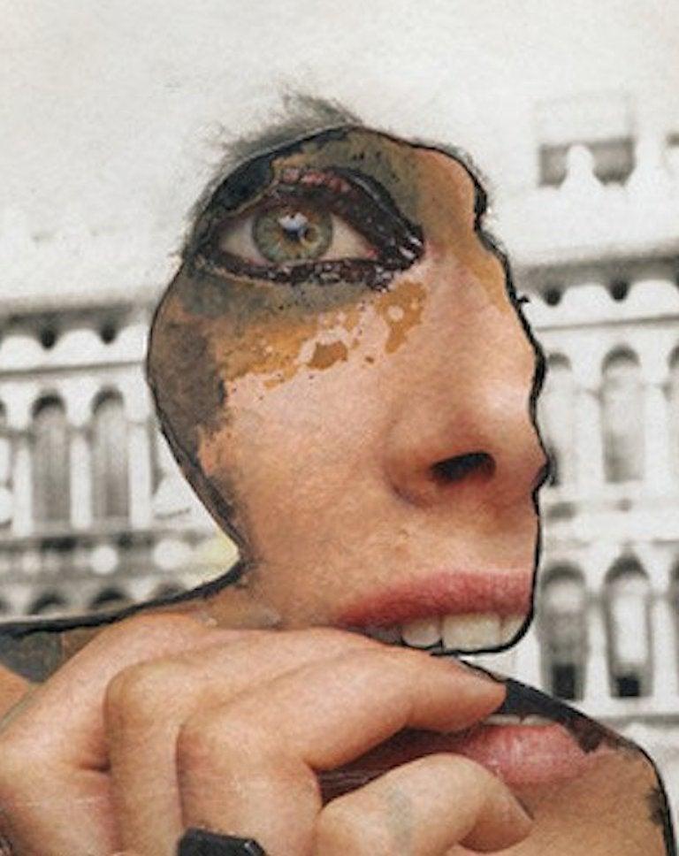 Anelli di Cocteau, #2271, Omaggio di Horst P. Horst, Collage a tecnica mista su carta. - Art Moderno di Natasha Zupan