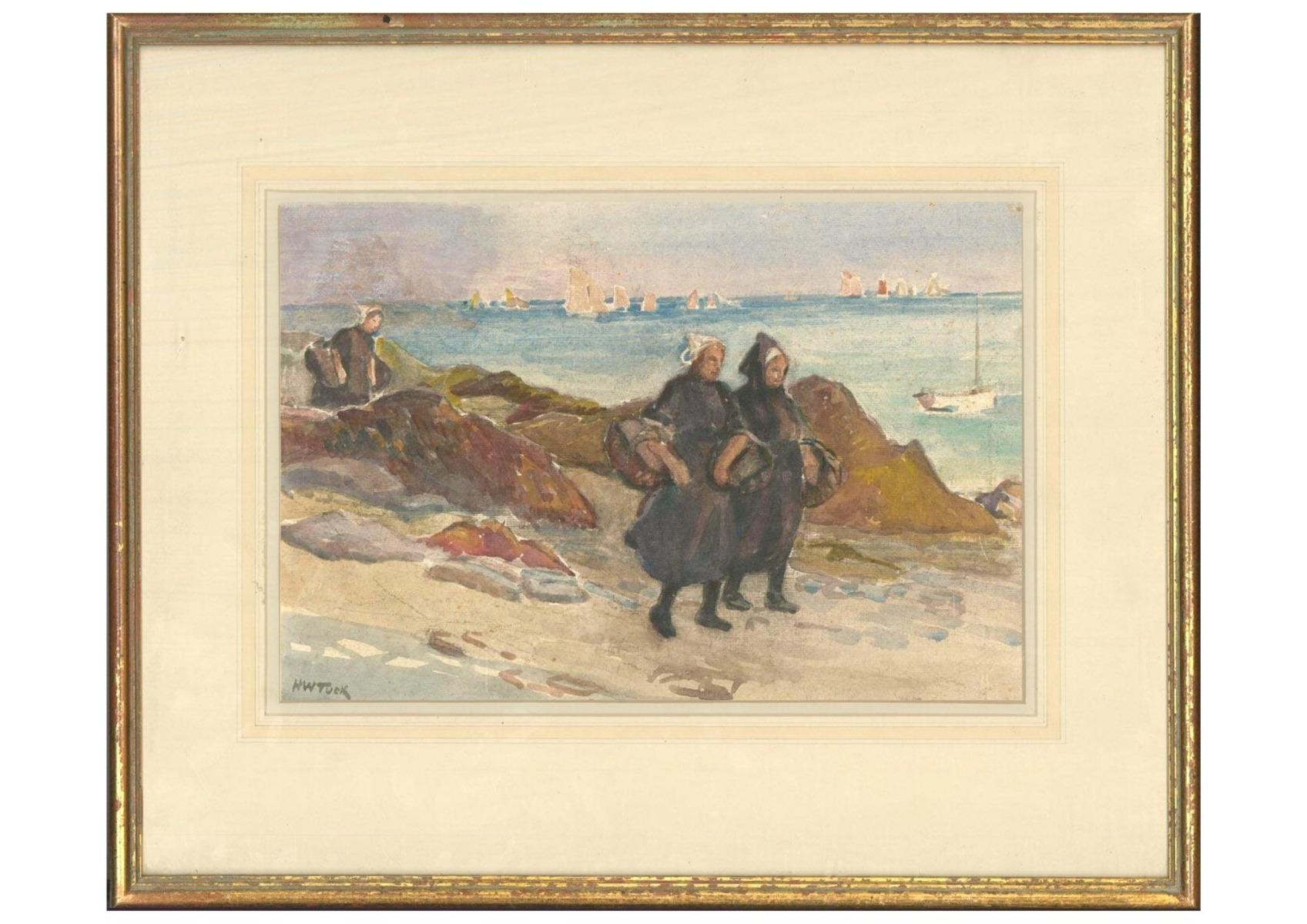 Une scène charmante représentant des femmes se promenant le long de la côte avec des paniers à la main. On peut voir des voiliers au loin sur la mer calme. Signé en bas à droite. On a tissé.




