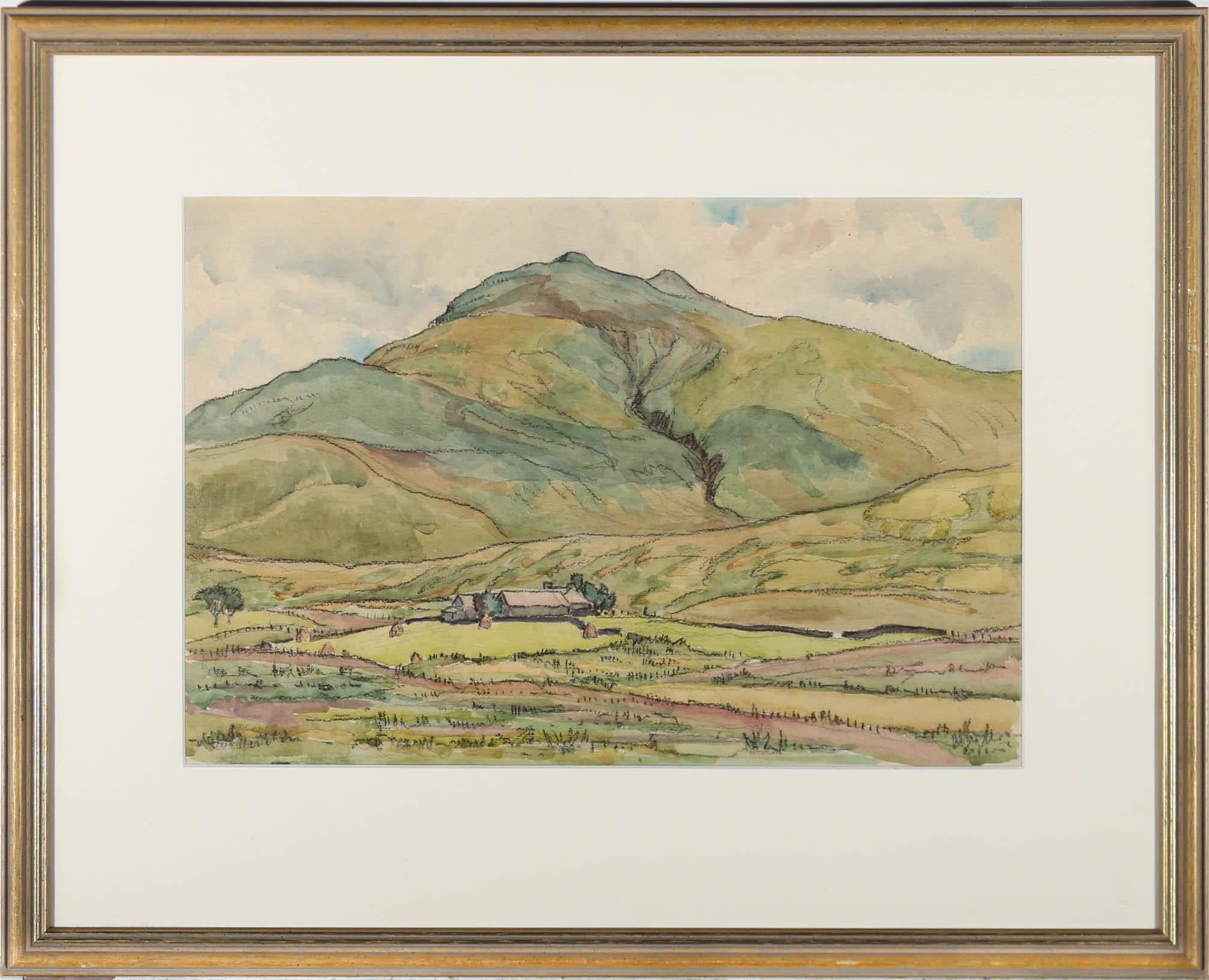 Mitten in dieser dynamischen Landschaft hat der Künstler Ian Grant die grünen Hügel eingefangen, die sich bis zu einem abgelegenen Bauernhof im Tal hinunterziehen. Zum Schluss wurde jede Kontur der Szene mit schwarzer Pastellfarbe umrandet, um den