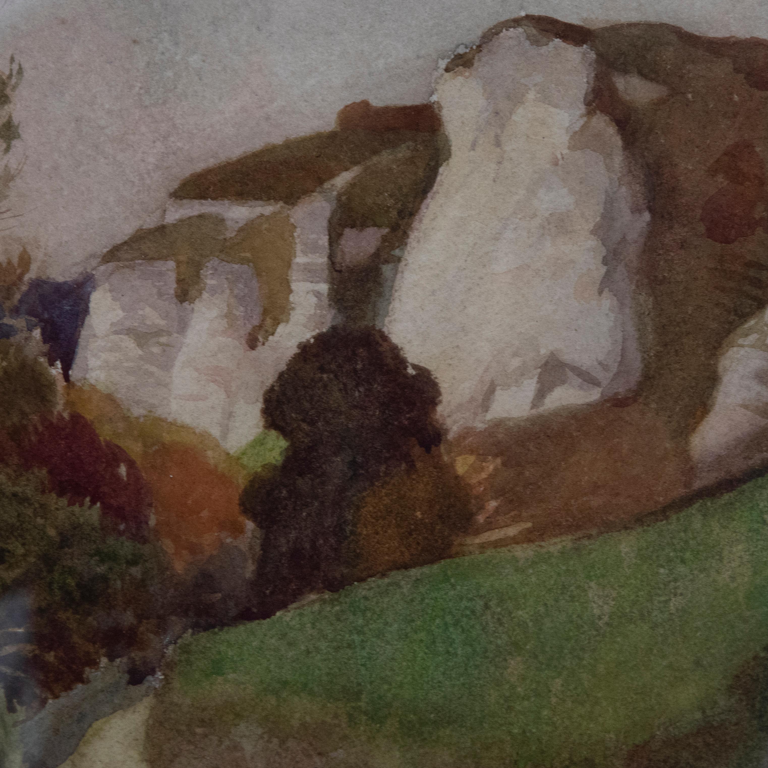 Ein wunderschönes Aquarell aus der Mitte des Jahrhunderts, das einen angenehmen Küstenpfad mit grün ummantelten Klippen zeigt, die ihre sich ständig verändernden Gesichter dem Meer entgegenstrecken. Nicht signiert. Gut präsentiert in einem