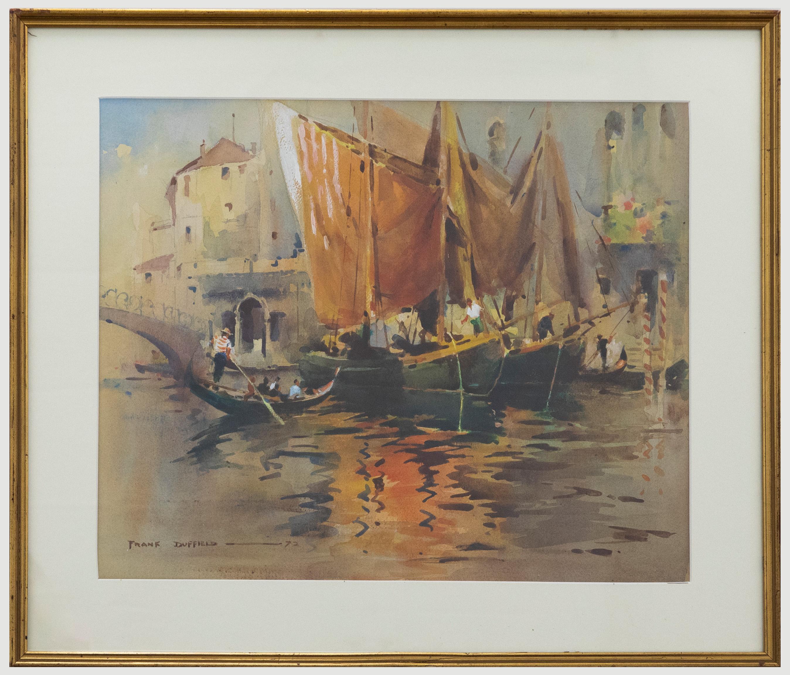 Eine reizvolle Darstellung von Gondeln, die auf einem venezianischen Kanal aufgereiht sind. Die Künstlerin hält die Boote in weichen Aquarelldetails mit Graphitflächen fest. Signiert und datiert unten rechts. Präsentiert in einem vergoldeten Rahmen.