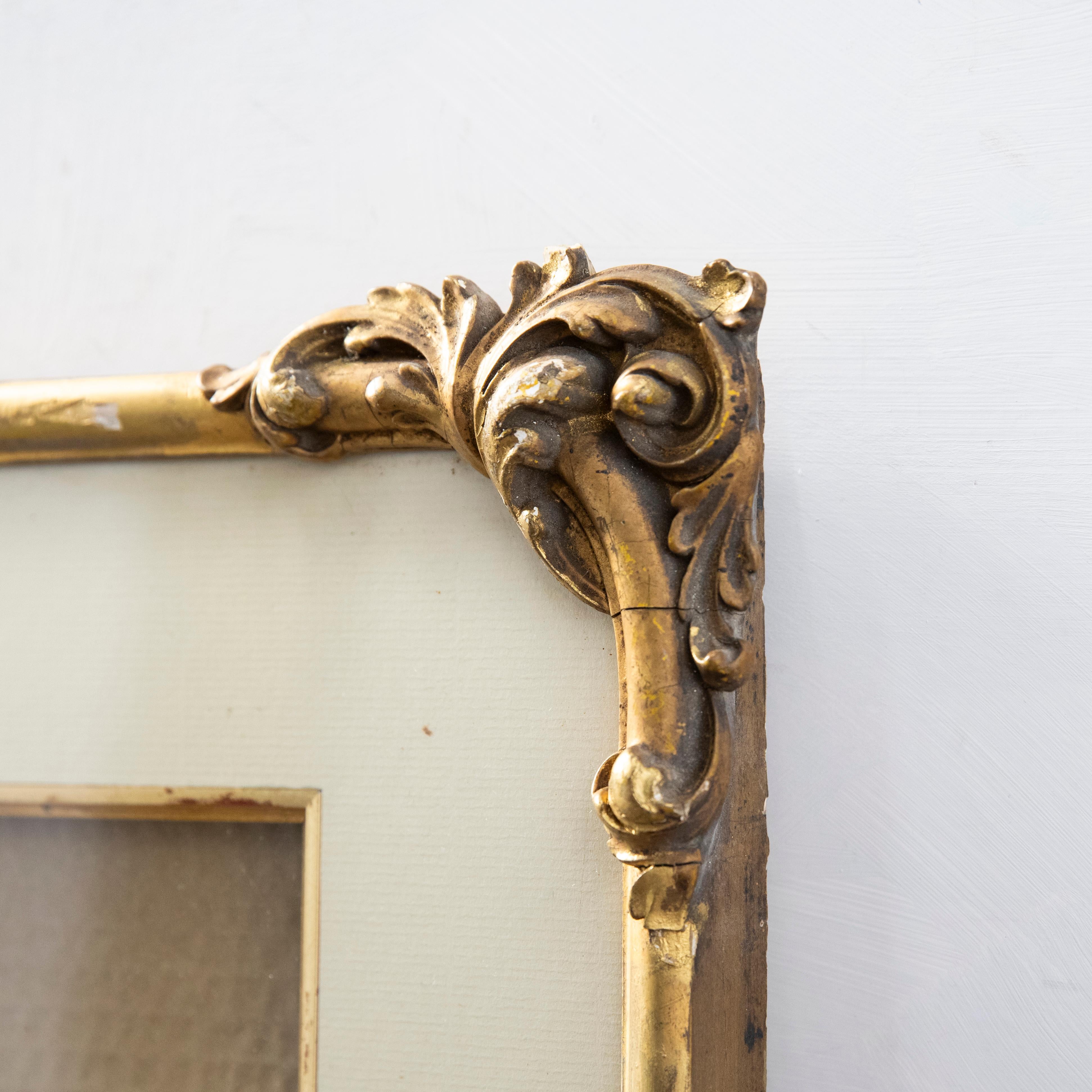 Fine 19th Century Scrolling Acanthus Gilt Picture Frame II For Sale 1