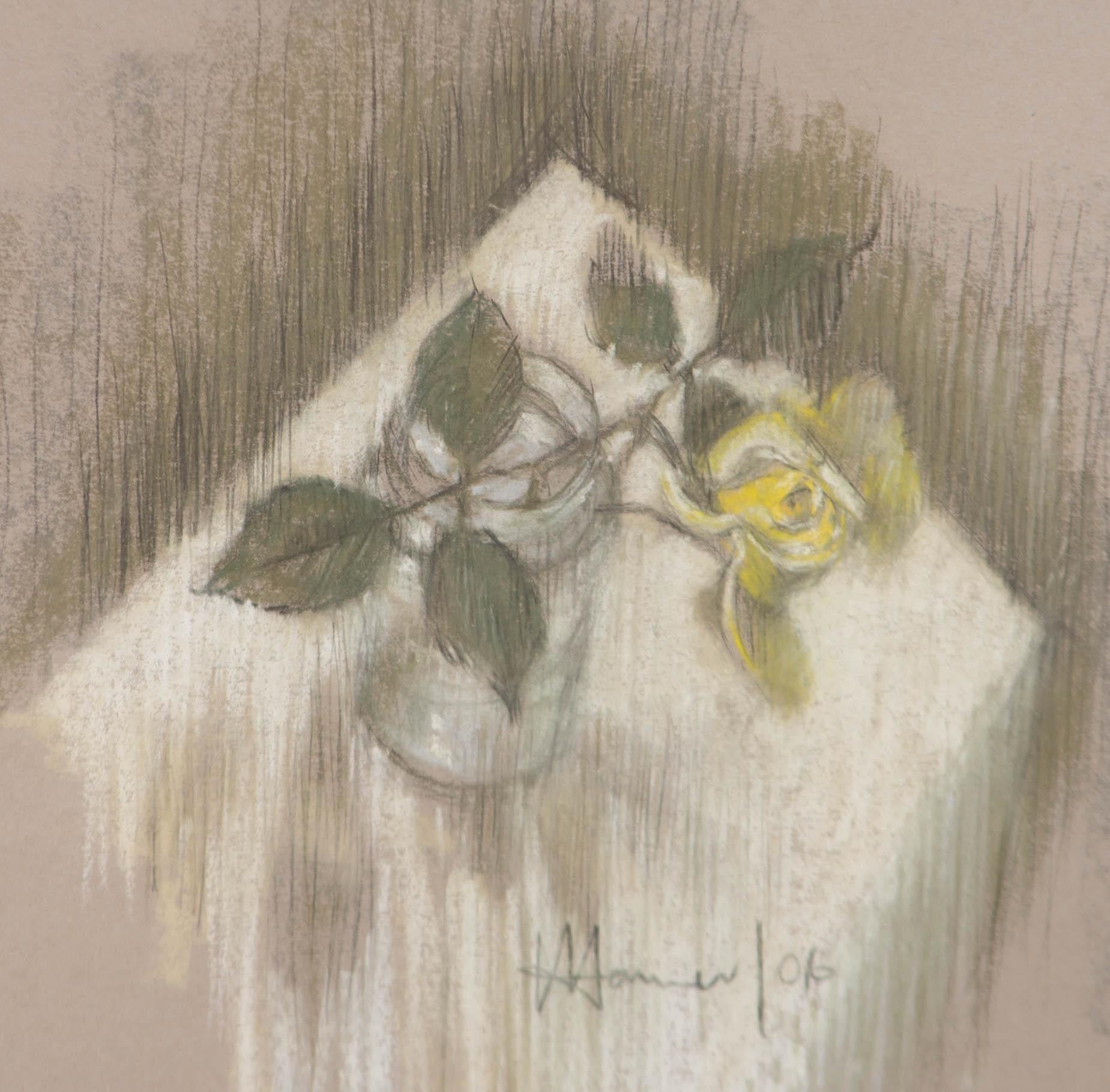 Val Hamer - 2006 Pastel, rose jaune - Gris Still-Life par Unknown