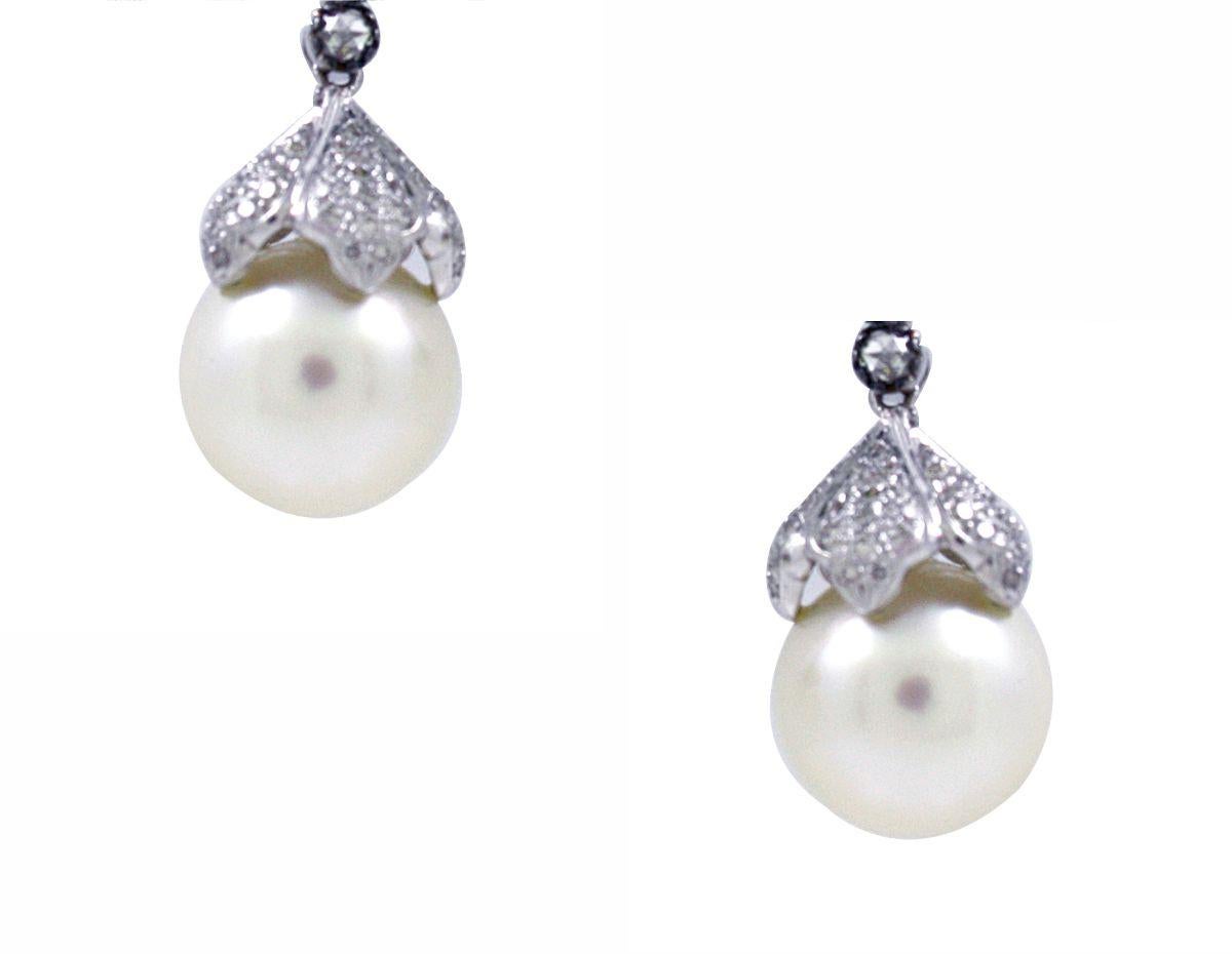 Modern 22.58 cts of Pearl Drop Earrings For Sale