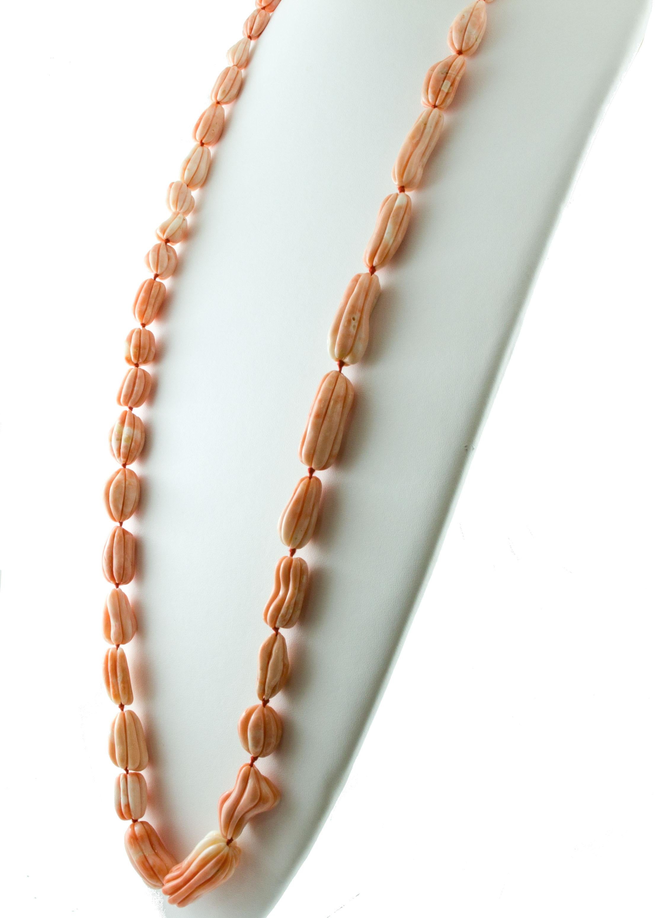 Round Cut 225.8 g Orange/Pink Corals Multi-Strand or Long Necklace For Sale