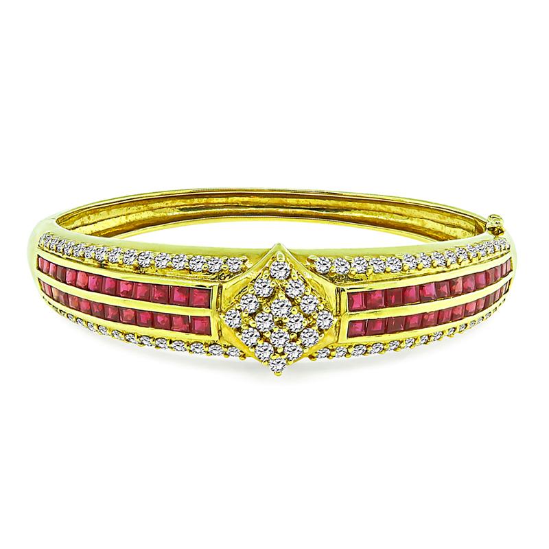 Round Cut 2.25ct Diamond 2.00ct Ruby Gold Bangle For Sale