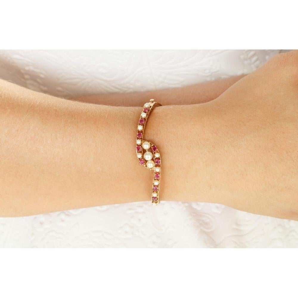 Modern 2.25cts Ruby Pearl Bangle 14k Yellow Gold Estate Ruby Pearl Bracelet Vintage For Sale