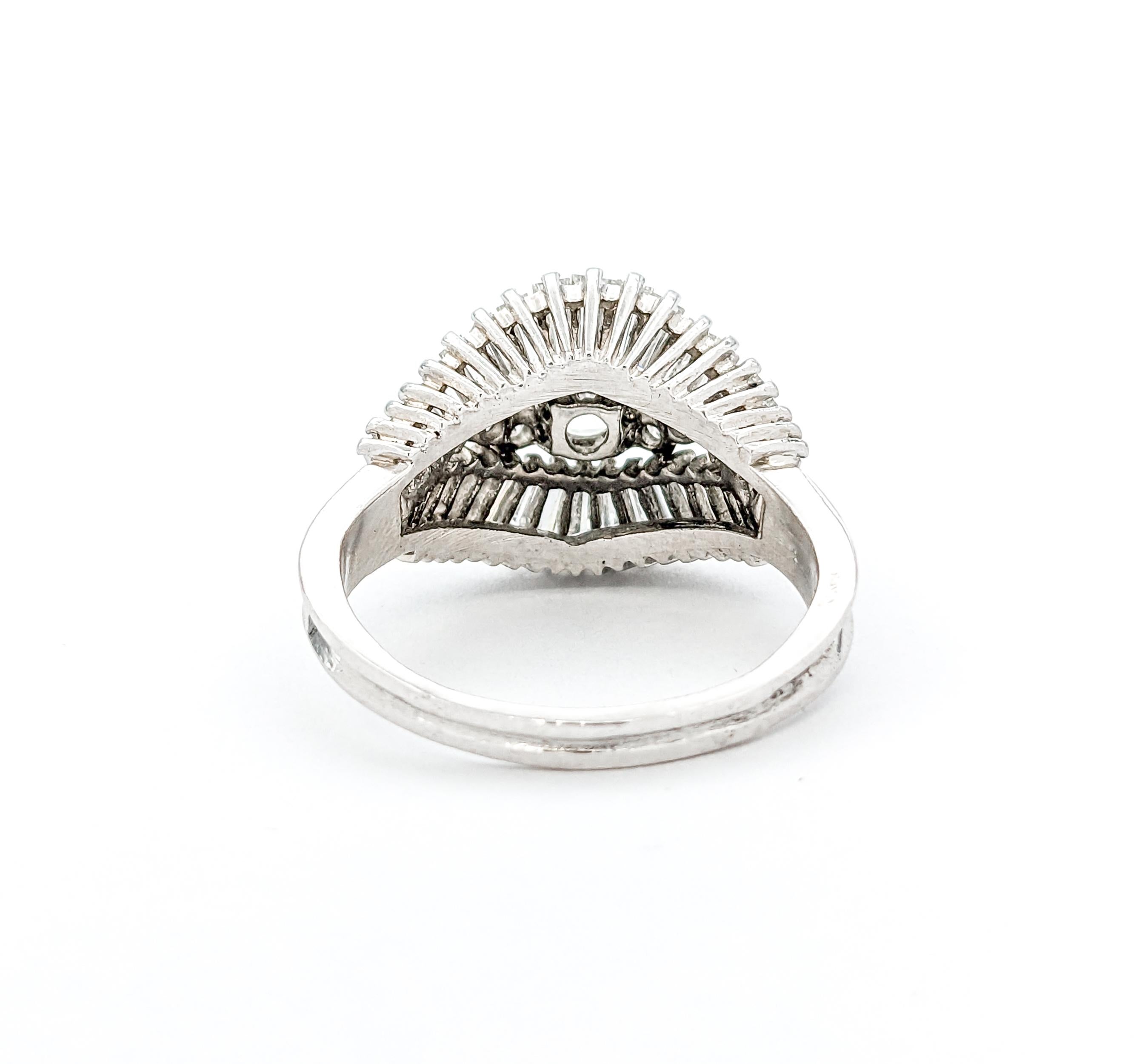 2.25ctw Diamond Fashion Ring in Platinum In Excellent Condition For Sale In Bloomington, MN