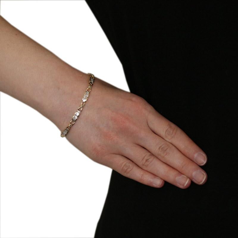 2.25 Carat Princess Cut Diamond Bracelet, 14 Karat Yellow Gold Link 1