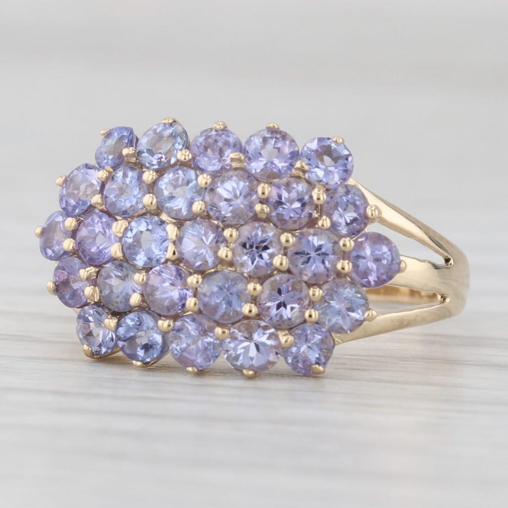 2.25ctw Tanzanite Cluster Ring 14k Yellow Gold Size 7.25 Cocktail en vente 1