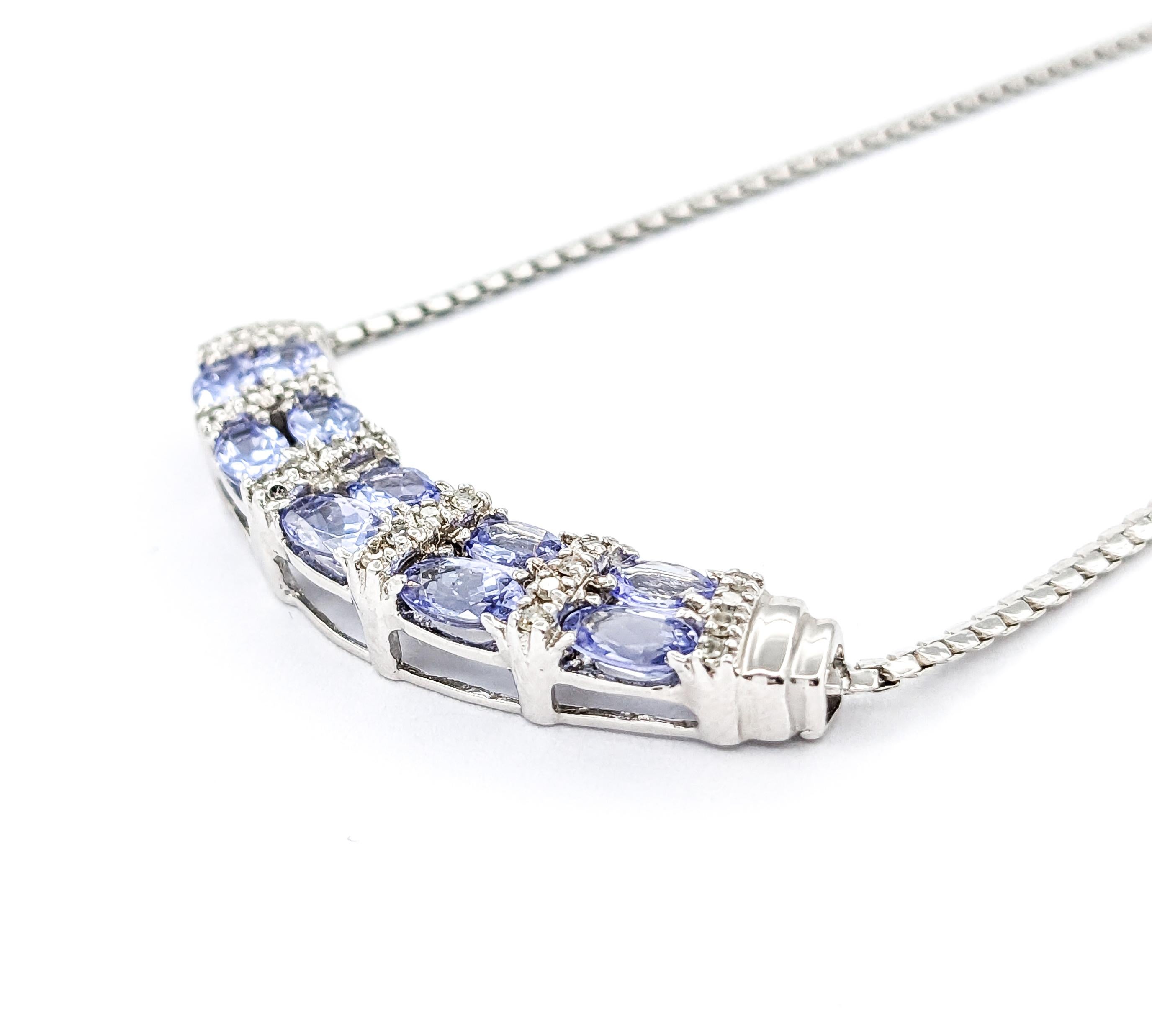 Collana a barre curve con tanzanite da 2,25 carati in oro bianco in vendita 2