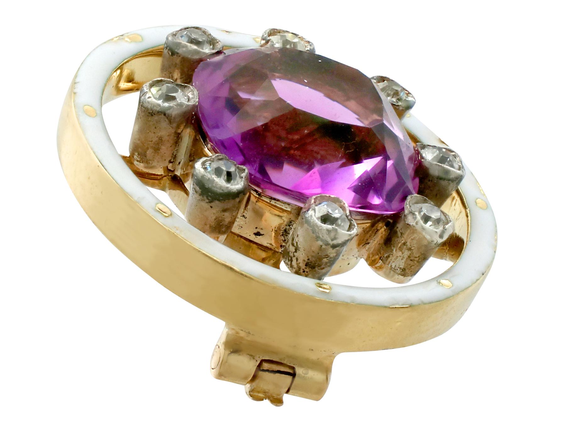 Round Cut Antique 1920s 2.26 Carat Amethyst and Diamond Yellow Gold Brooch For Sale