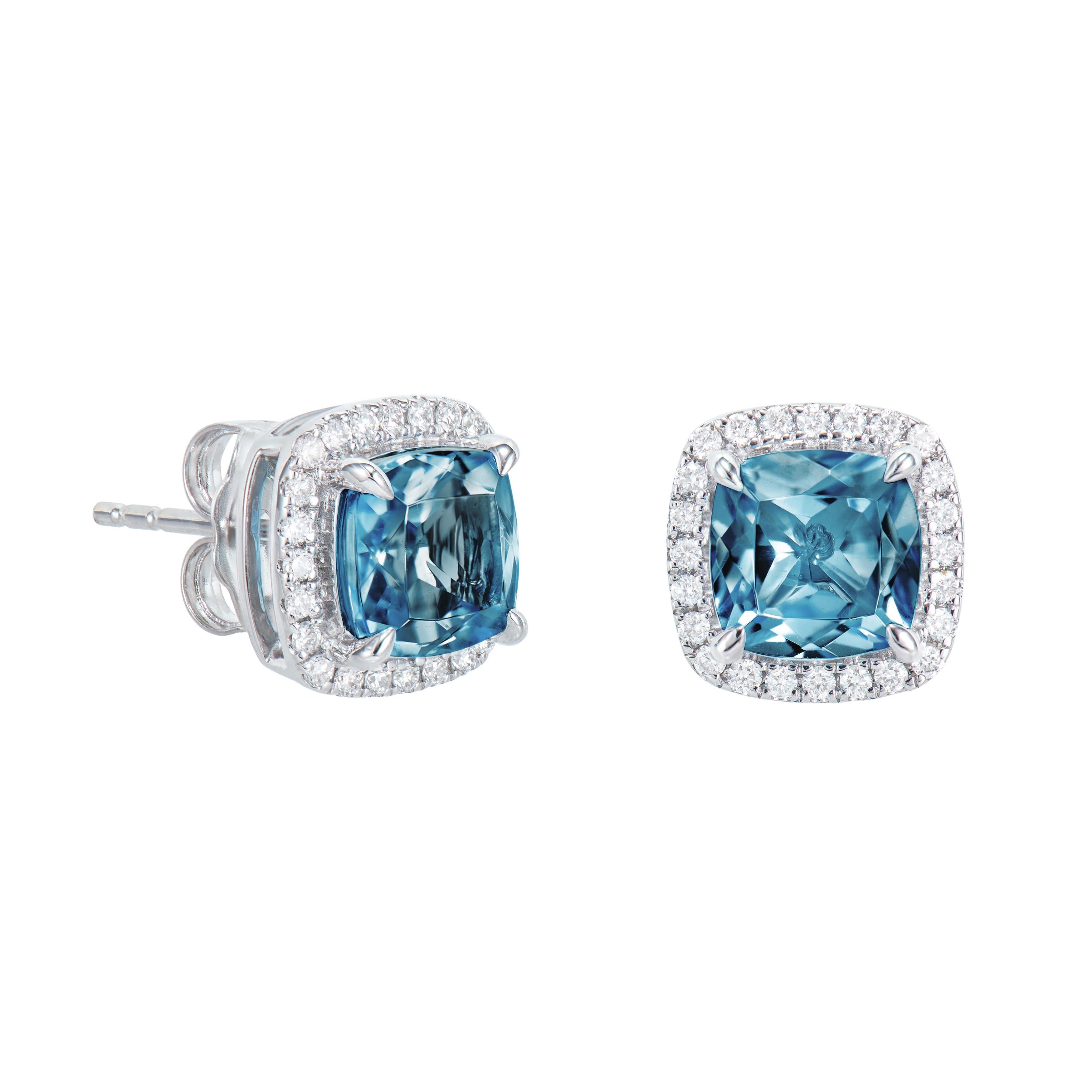 Presented A lovely collection of gems, including London Blue topaz, Amethyst, Peridot, Rhodolite, Sky Blue Topaz, Swiss Blue Topaz and Morganite is perfect for people who value quality and want to wear it to any occasion or celebration. The white
