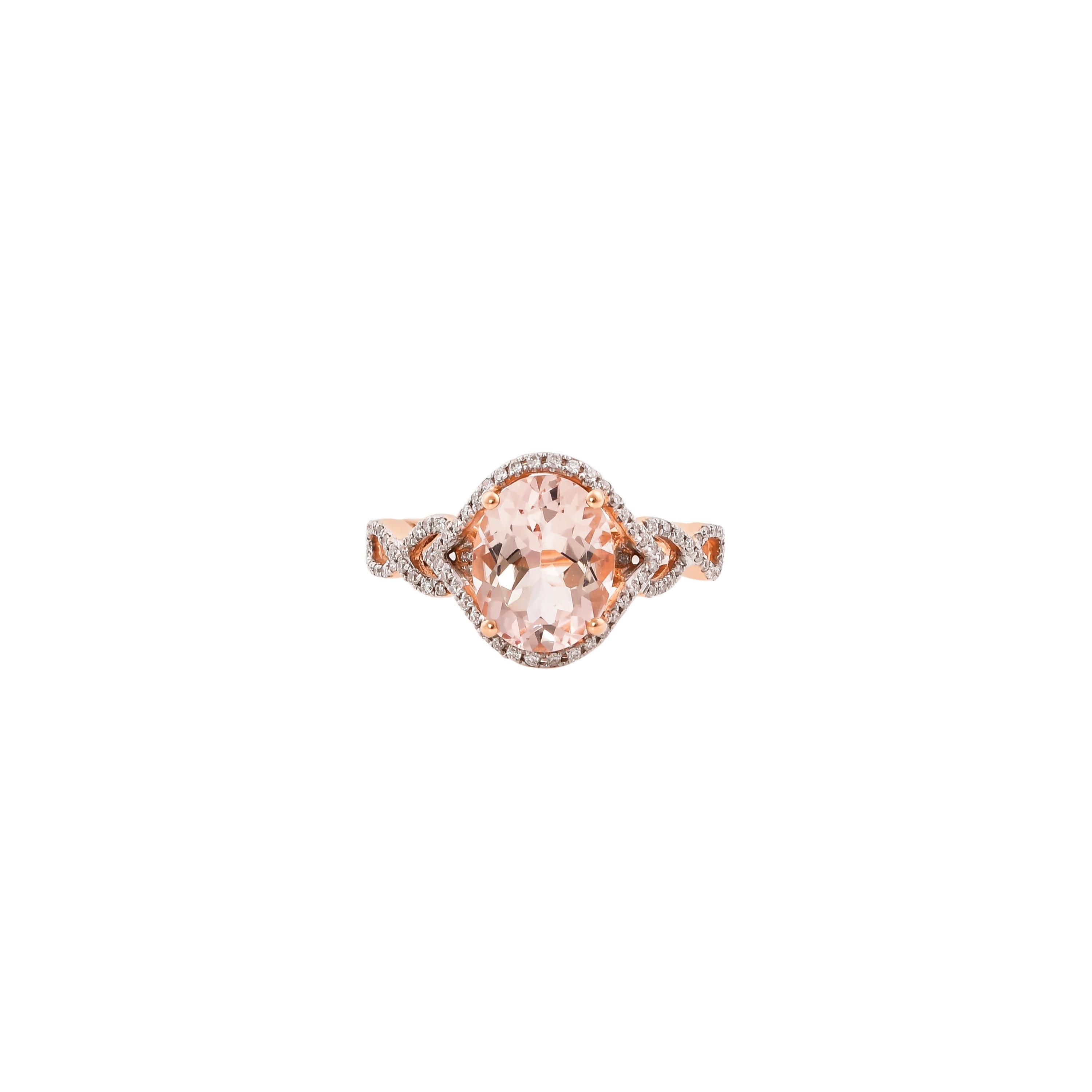Contemporary 2.26 Carat Morganite and Diamond Ring in 18 Karat Rose Gold For Sale