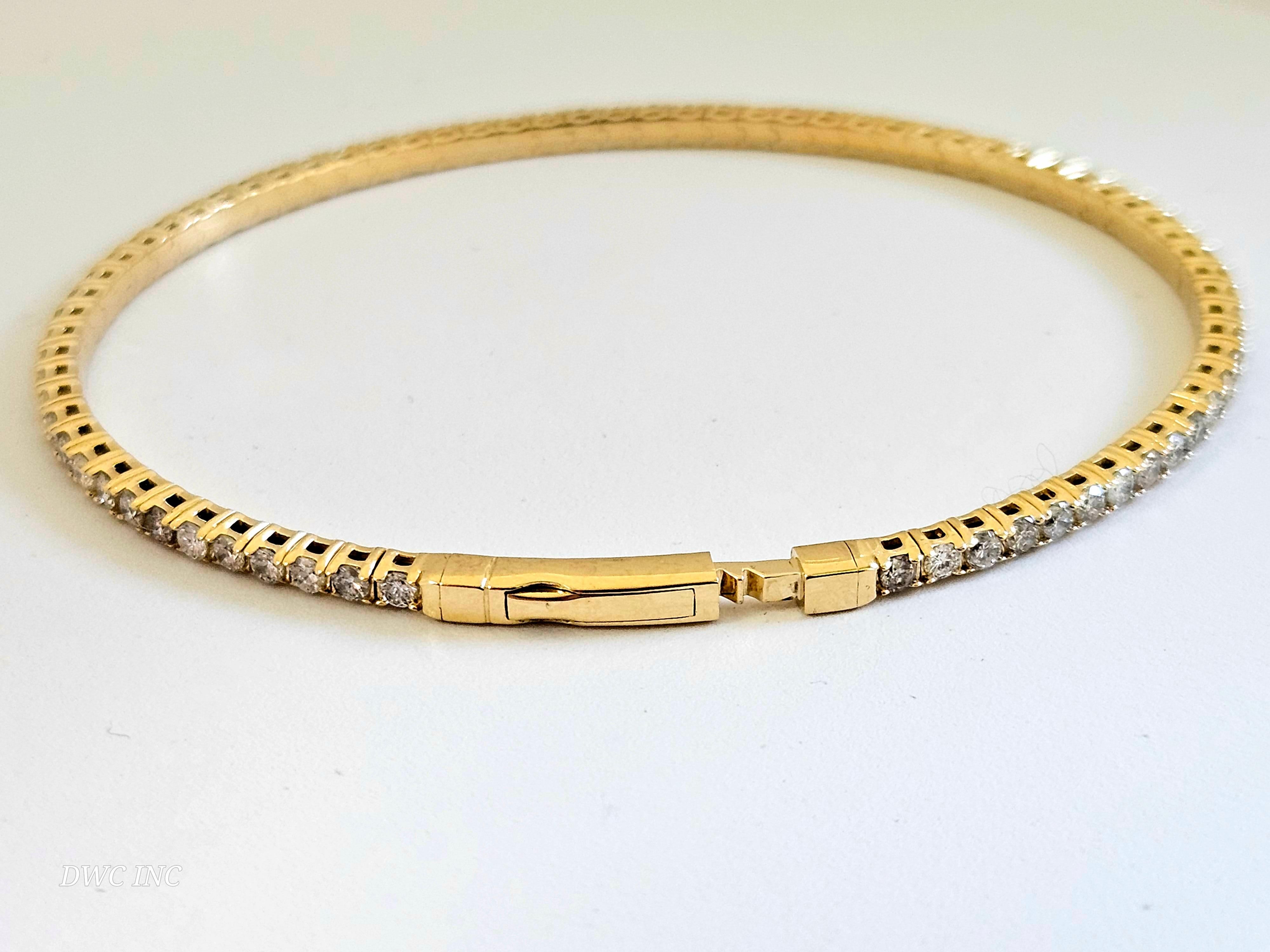 2,26 Karat runder Diamant im Brillantschliff Voll-Armreif 14 Karat Gelbgold 1