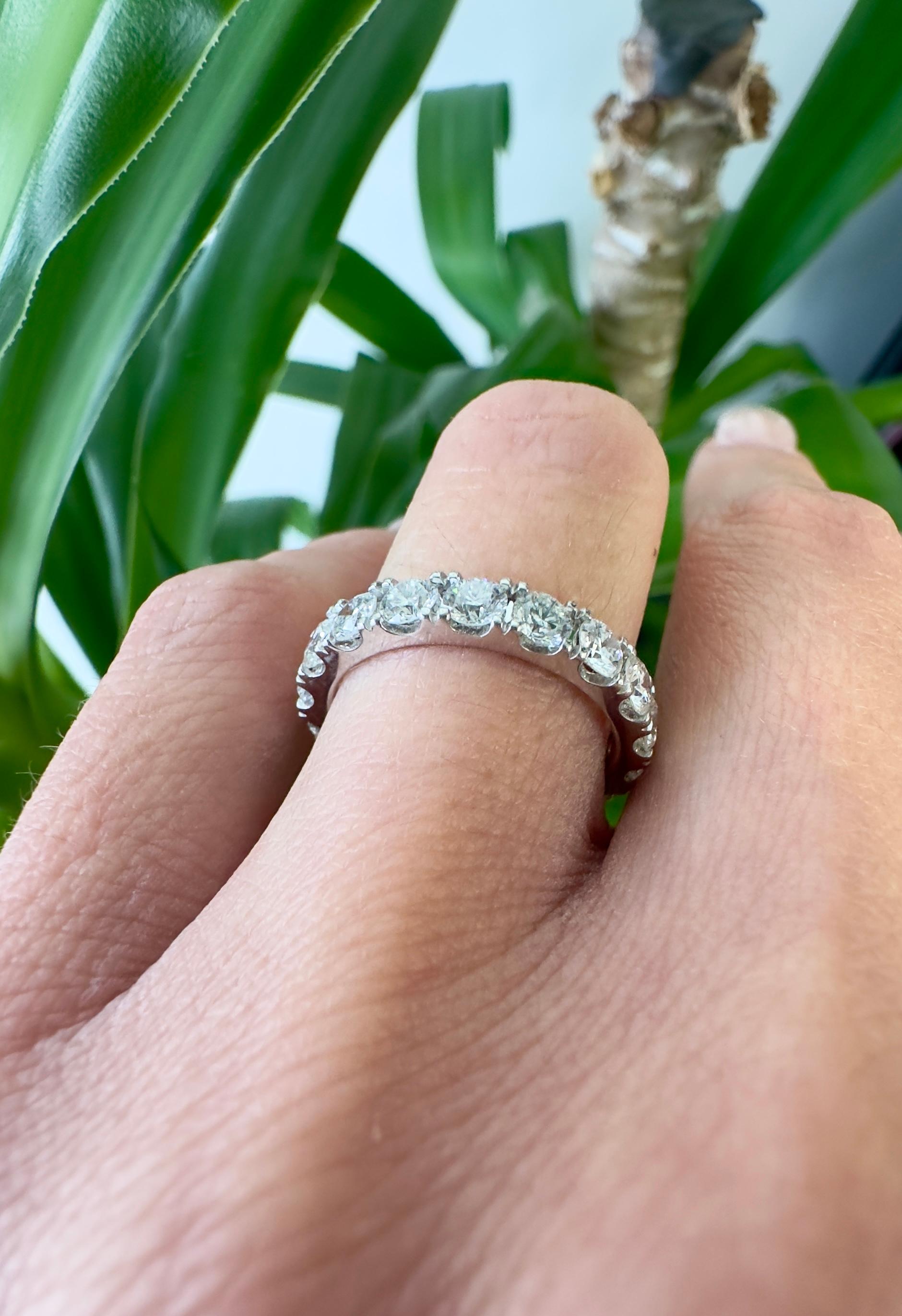 2.26 Carat Total Diamond Eternity Band In 18k White Gold In Excellent Condition In Houston, TX