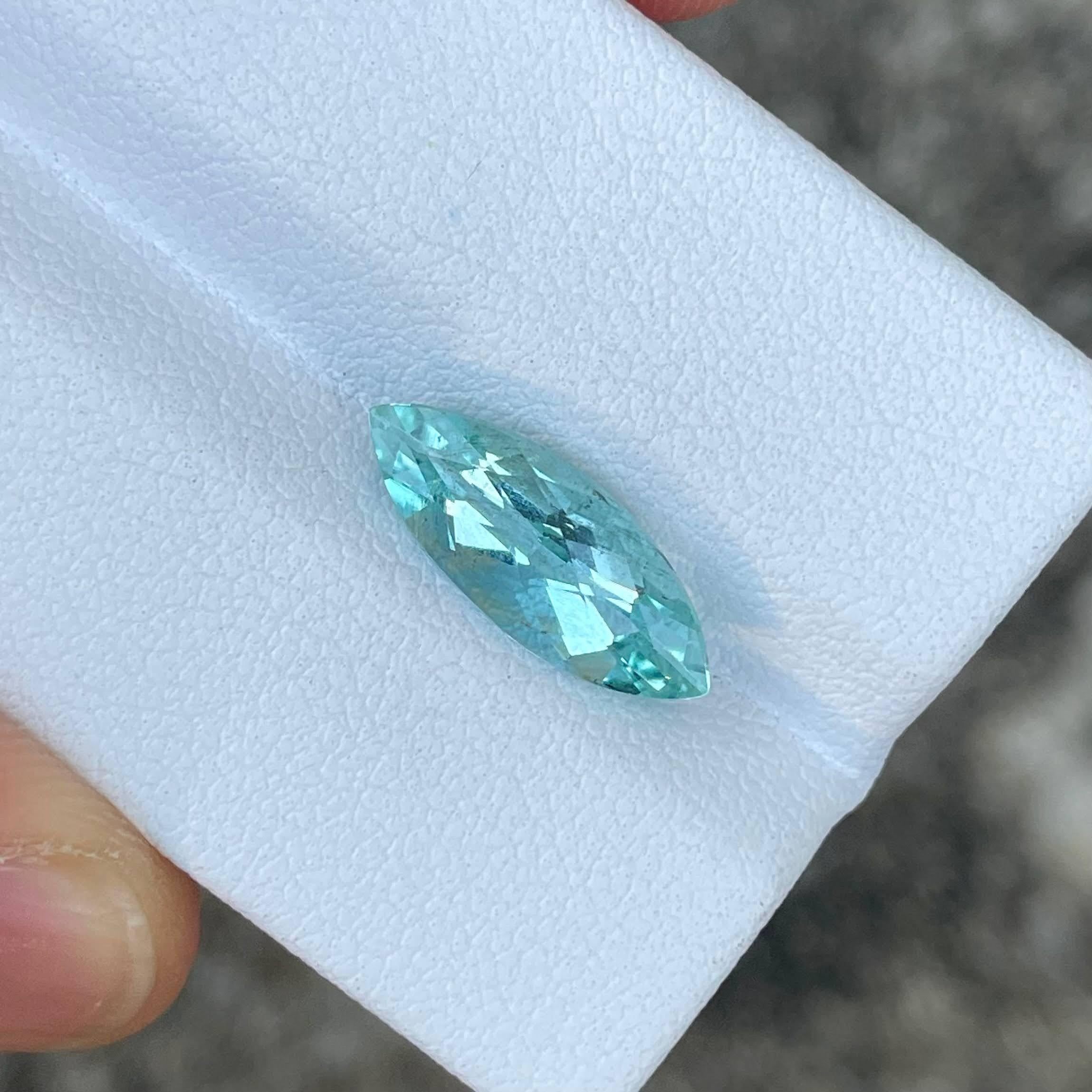 2,26 quilates Piedra aguamarina azul talla marquesa Piedra preciosa africana natural Corte marquesa en venta