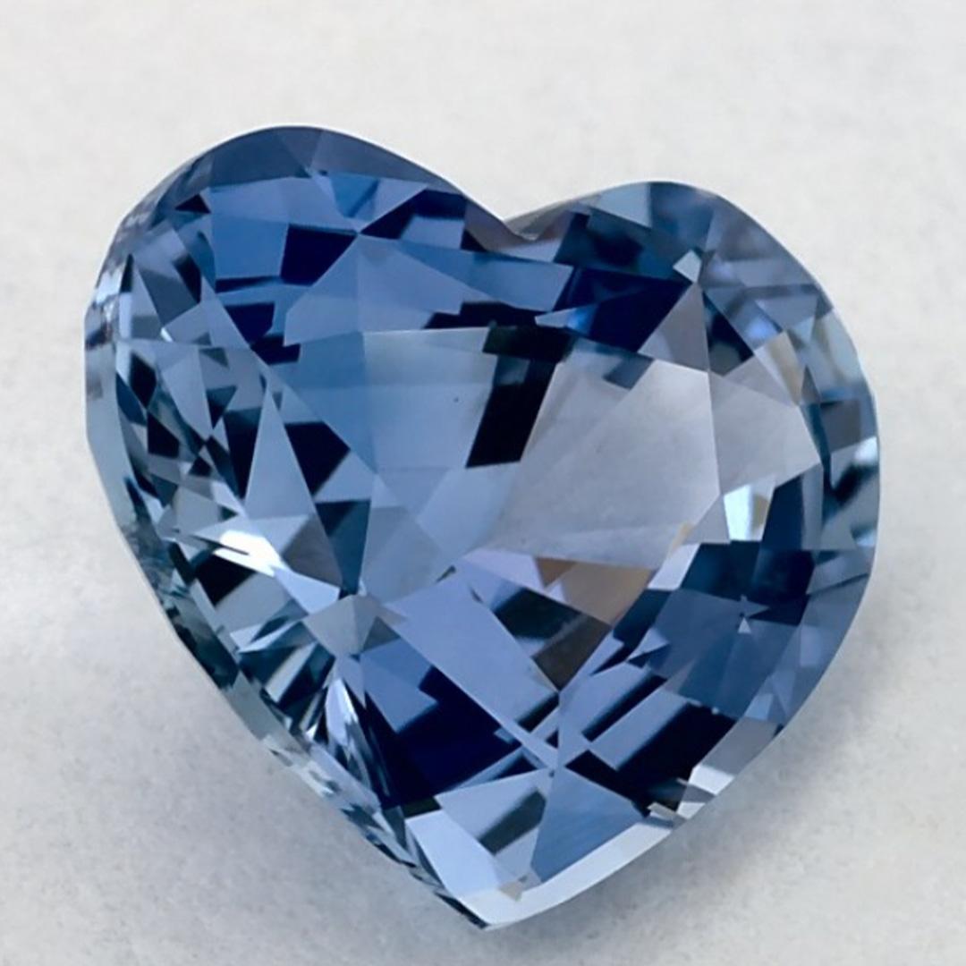 2.26 Ct Blue Sapphire Heart Loose Gemstone (pierre précieuse en vrac) en vente 2