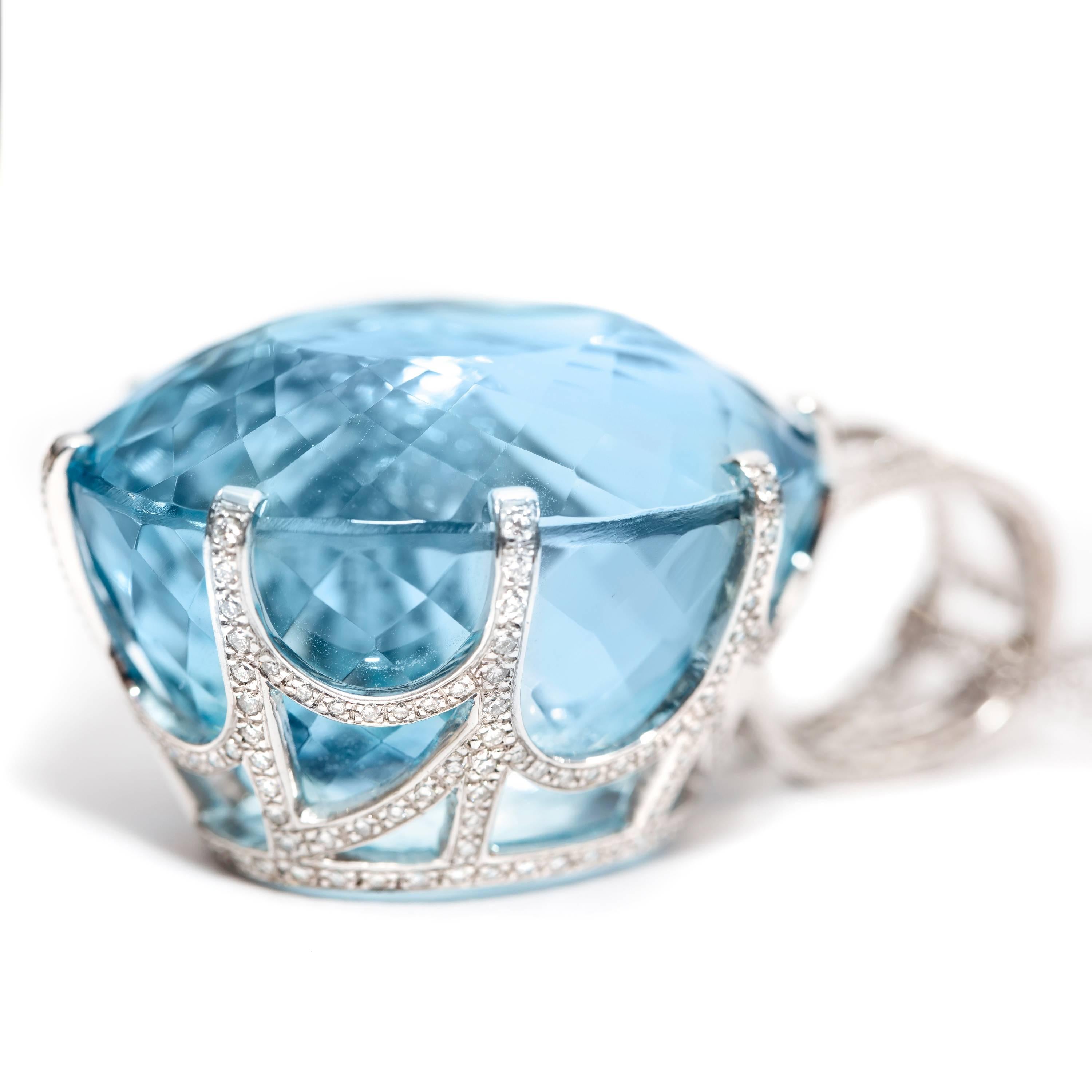 Round Cut 226.34 Carat Blue Topaz 18 Karat White Gold with Diamond Mount Pendant Necklace For Sale