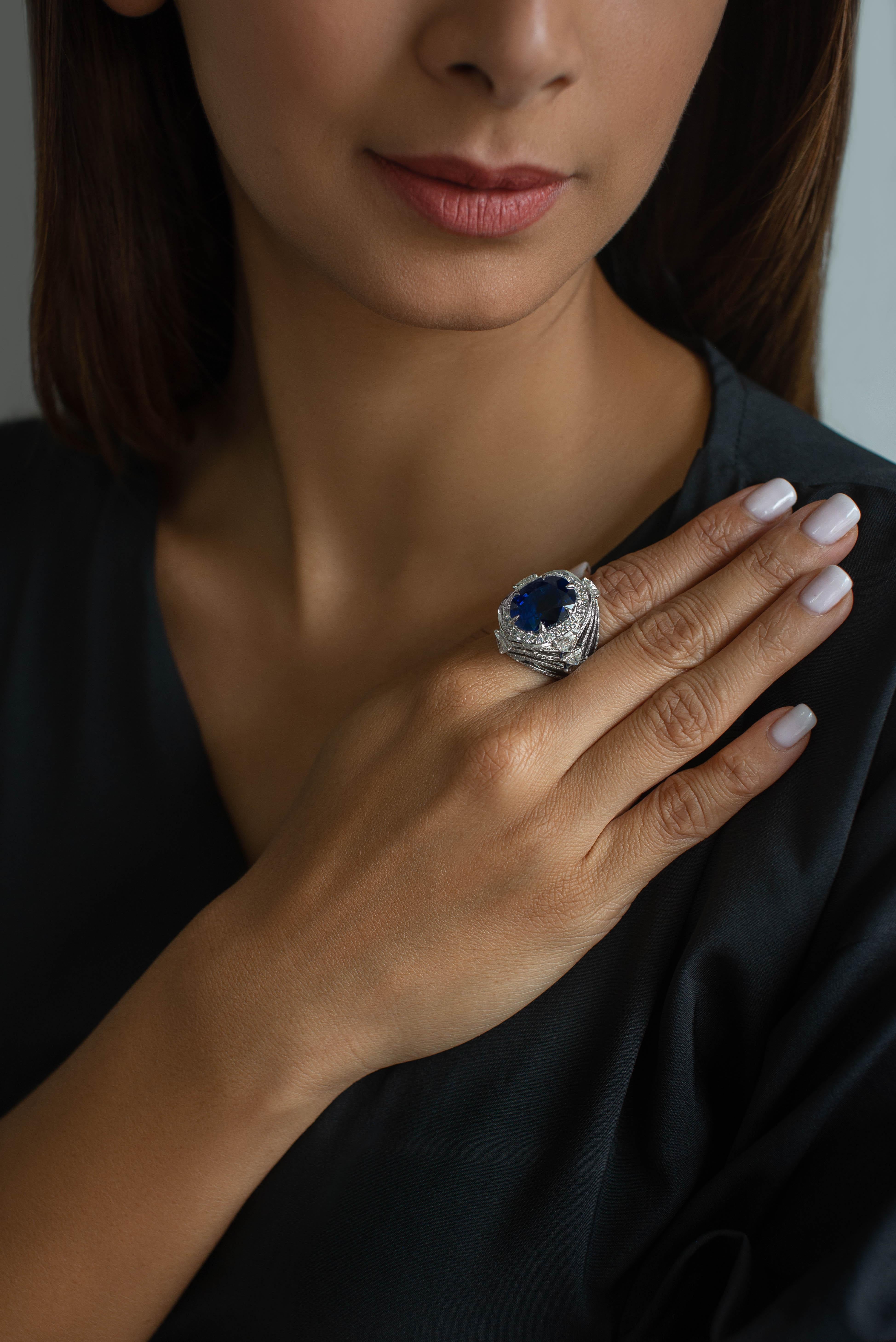 22.64 Ct GRS Royal Blue Ceylon Sapphire and 5ct Diamond Cocktail Ring 18k Gold  1