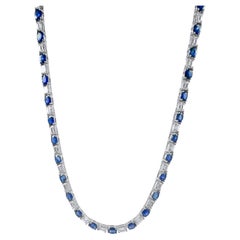 Collier de tennis en saphir ovale de 22,66 carats et diamant taille émeraude en acier blanc 14K