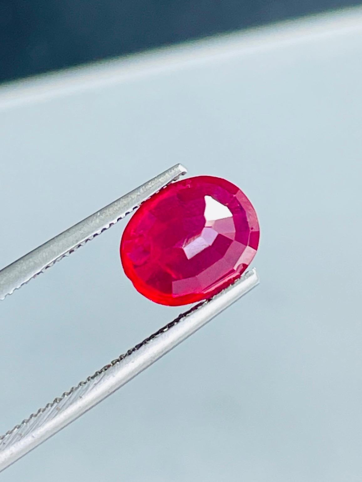 2.26ct Certificat AIGS Rubis Naturel non chauffé couleur sang de pigeon de Birmanie en vente 3