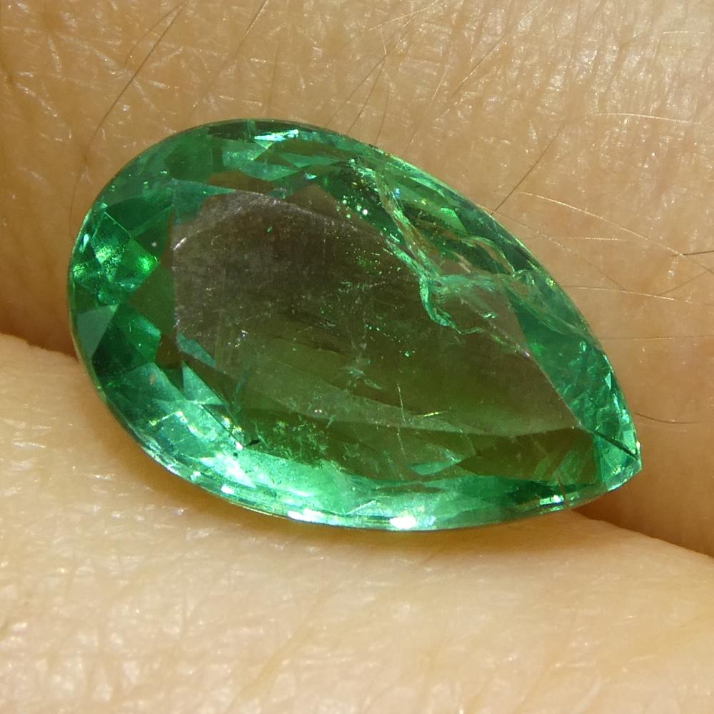 2.26ct Emeraude verte poire de Zambie en vente 7