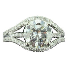 2.27 Carat Center Round Brilliant Cut Diamond Ring with 1.25 Carat in Mounting