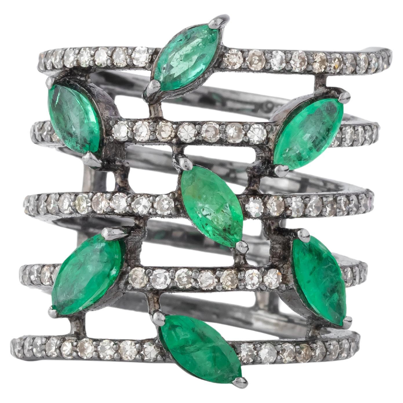 Bague cocktail diamant et émeraude de 2,27 carats en vente