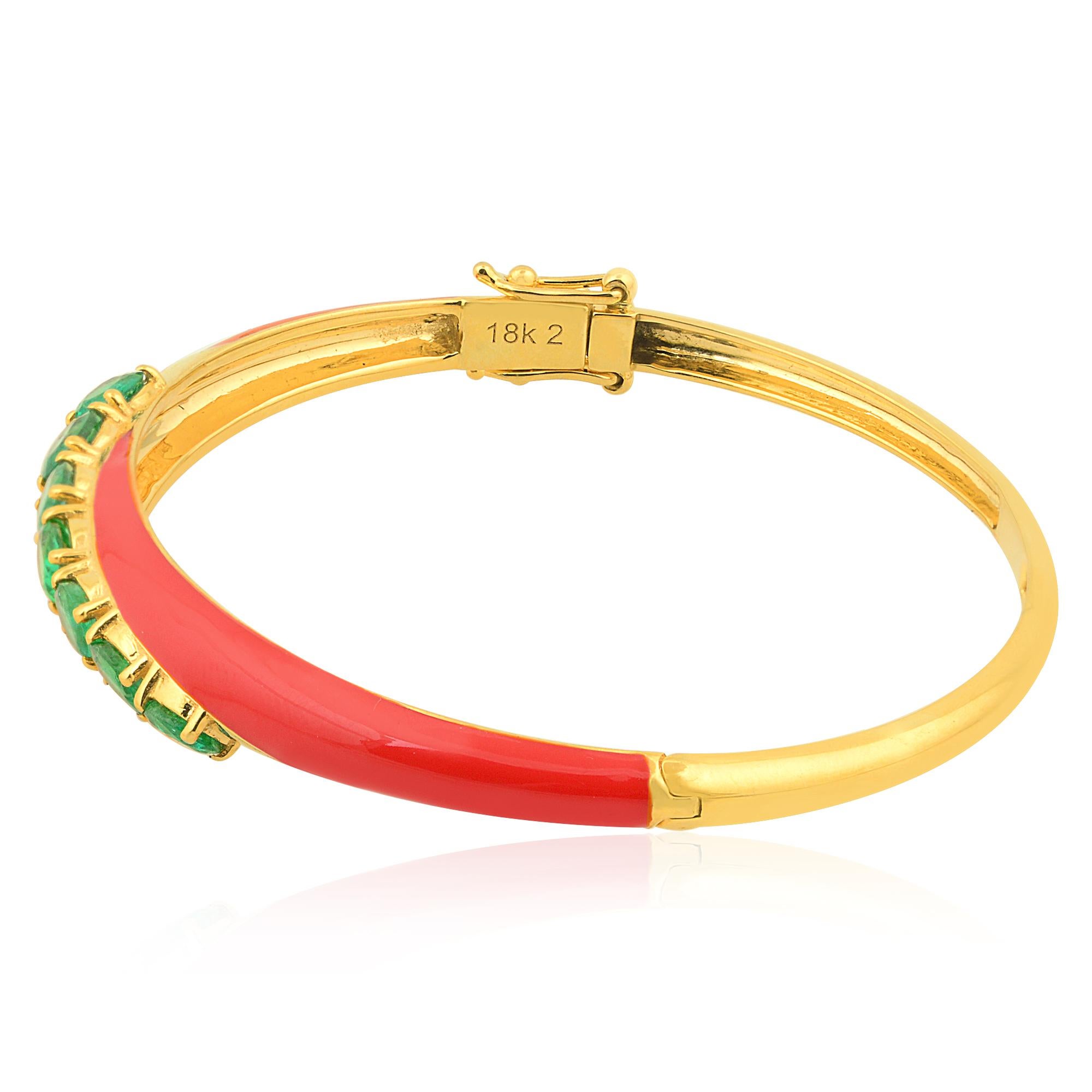 Item Code :- SEB-6177 (14k)
Gross Weight :- 9.86 gm
14k Yellow Gold Weight :- 9.41 gm
Emerald Weight :- 2.27 carat 
Bangle Size :- 60x40 mm outer diameter
✦ Sizing
.....................
We can adjust most items to fit your sizing preferences. Most