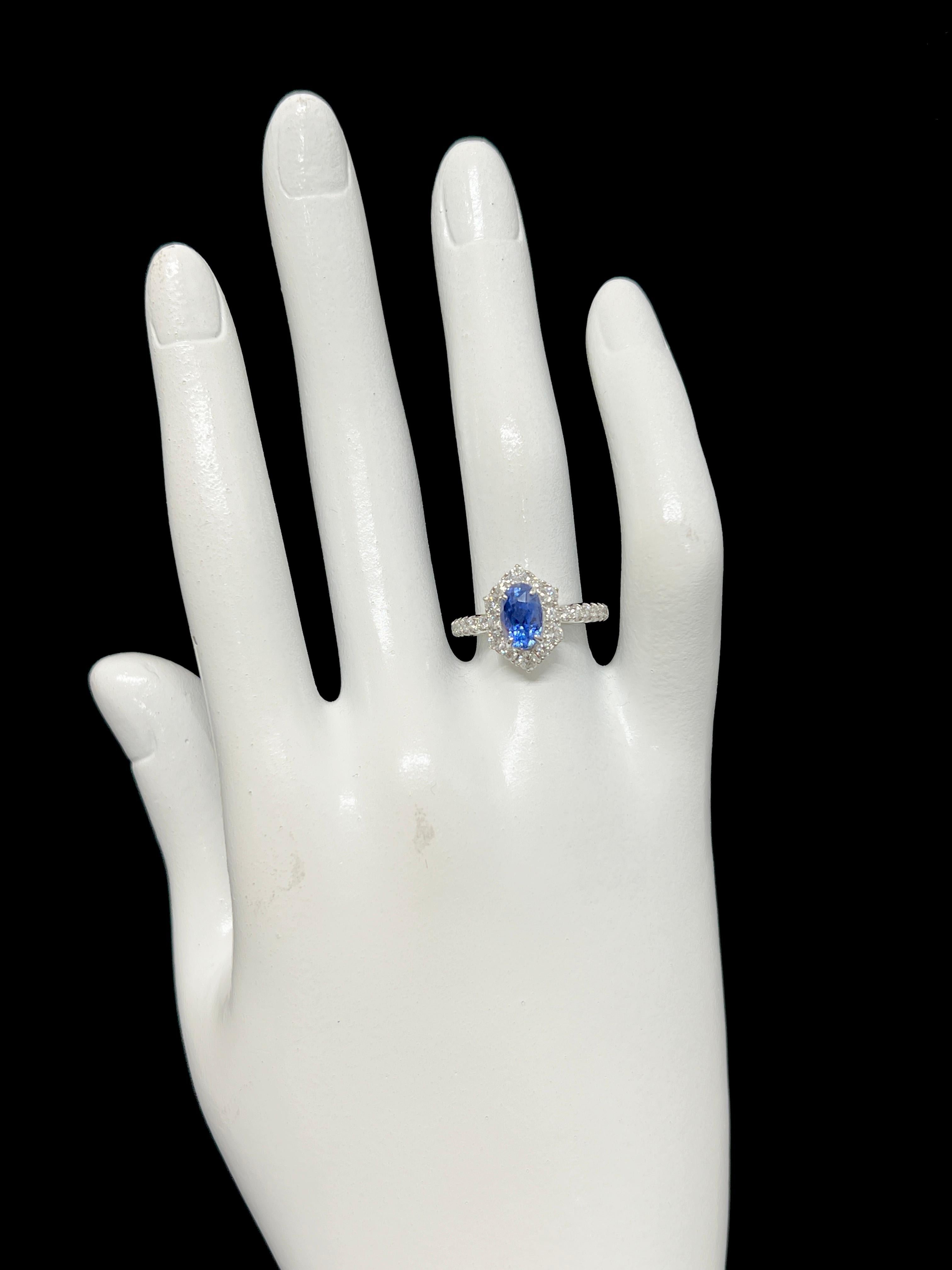 2.27 Carat Natural Unheated, Ceylon Sapphire and Diamond Ring set in Platinum For Sale 1