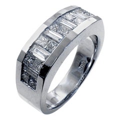 2.27 Carat Princess Cut / Baguette Diamond 18 Karat Gents Ring