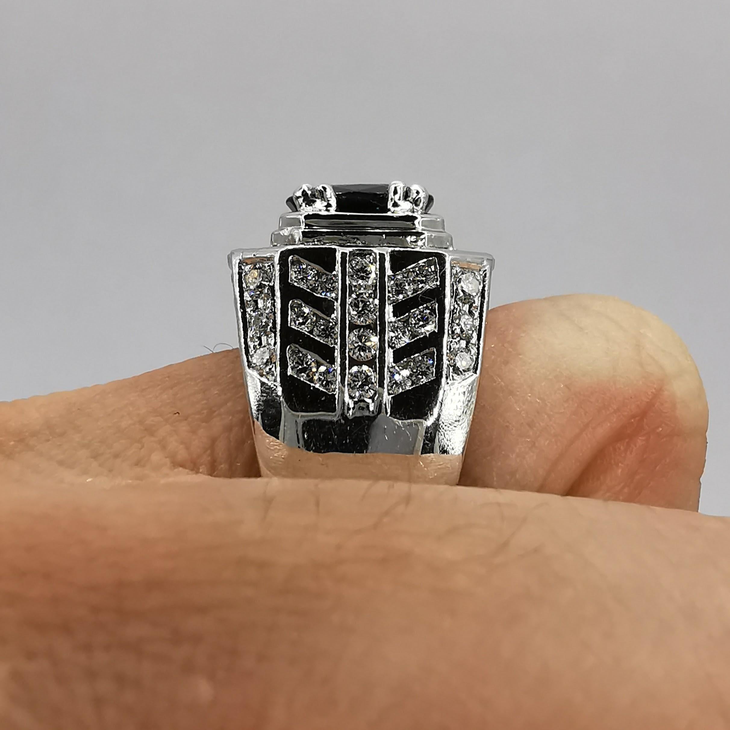 2.27 Carat Sapphire Diamond Art Deco Men's Ring in 18k White Gold For Sale 2
